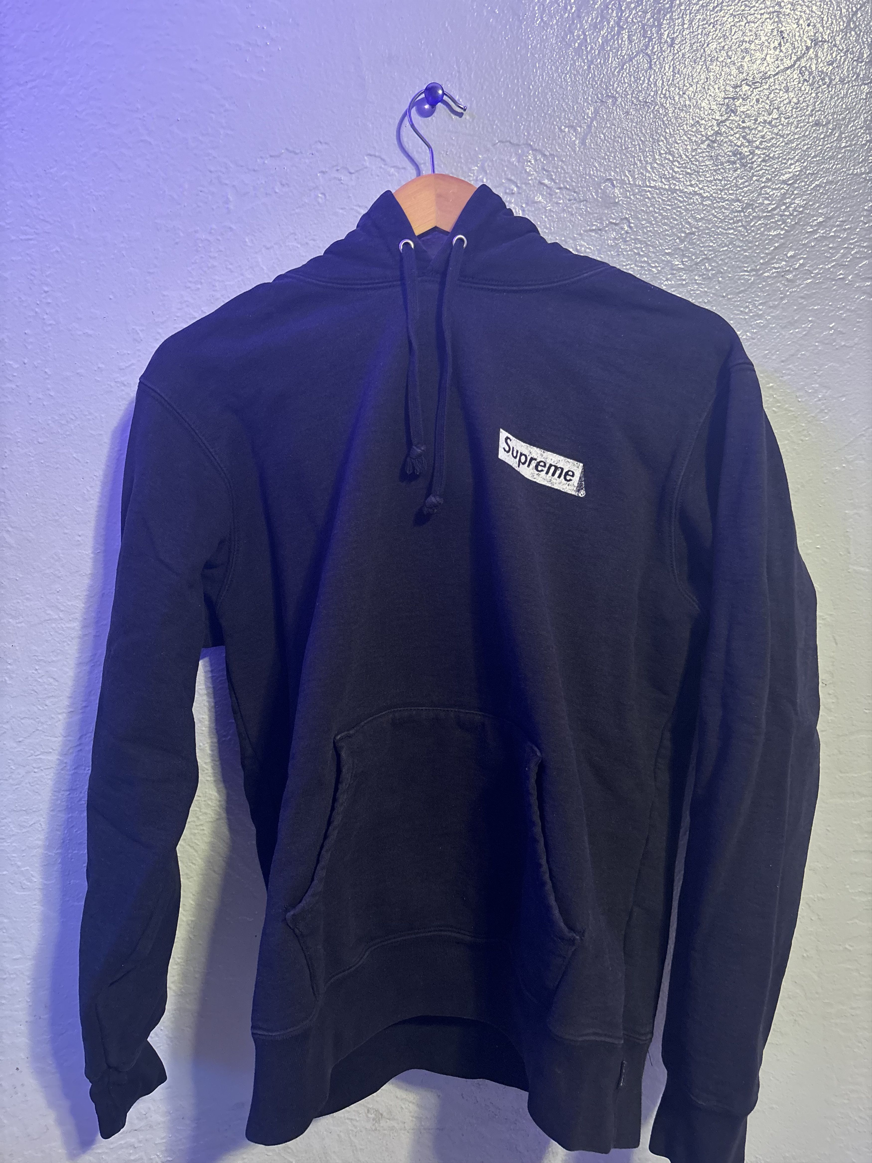 Supreme Supreme Stop Crying Hoodie SS19 Size US M / EU 48-50 / 2 - 2 Thumbnail
