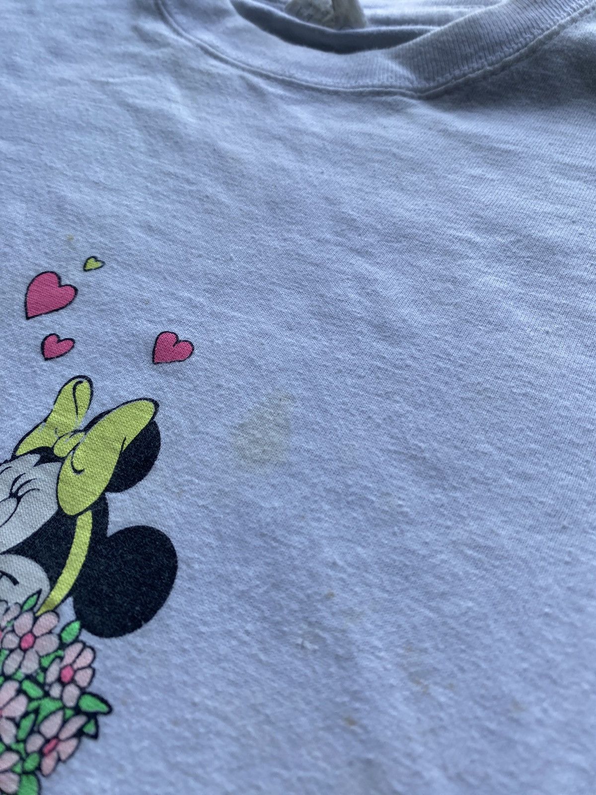 Other 🔥Vntg Disney Mickey and Minnie mouse love tee Size US M / EU 48-50 / 2 - 19 Thumbnail