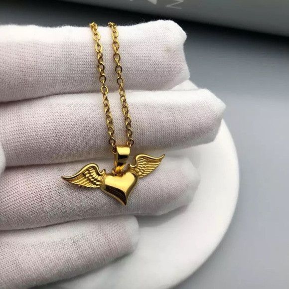 The Unbranded Brand Stainless Steel Wing Heart Women Necklace Size ONE SIZE - 2 Thumbnail