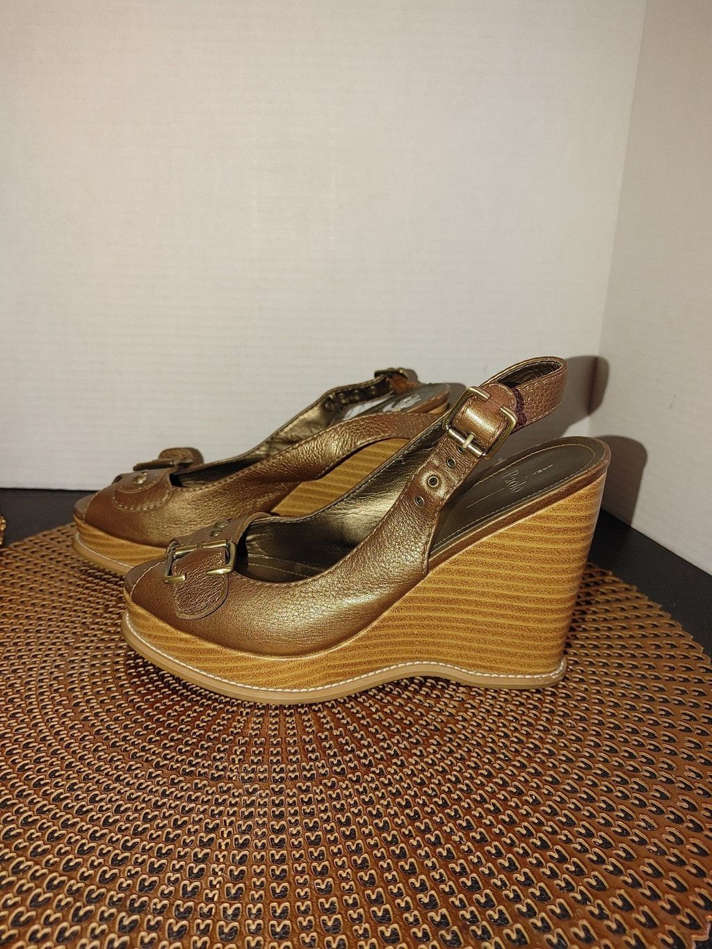 Linea Linea Paolo Juanita Leather Wedges Size 7 Size US 7 / IT 37 - 1 Thumbnail