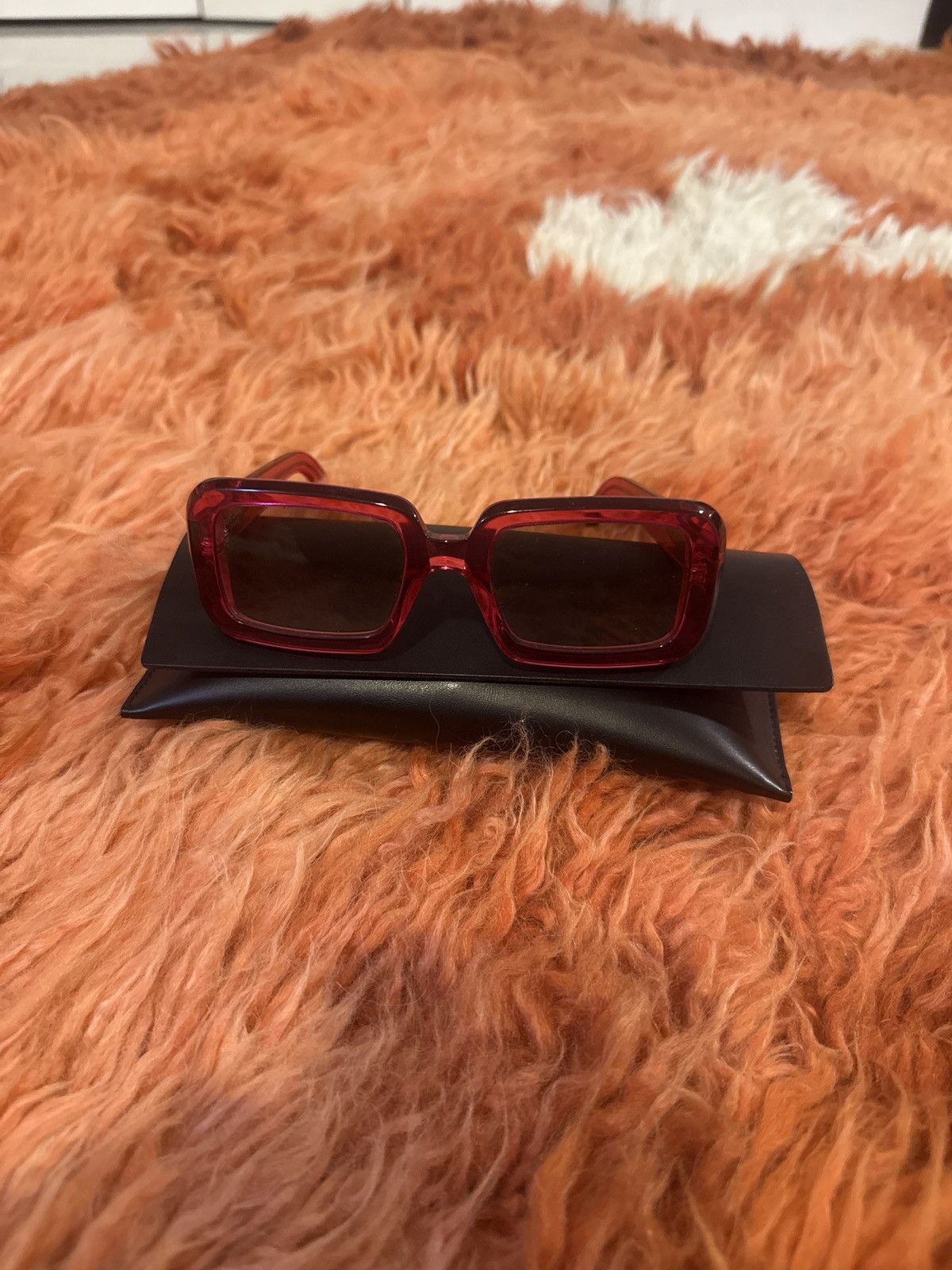 Saint Laurent Paris Saint Laurent Magenta Sunglasses SL534 Size ONE SIZE - 2 Thumbnail