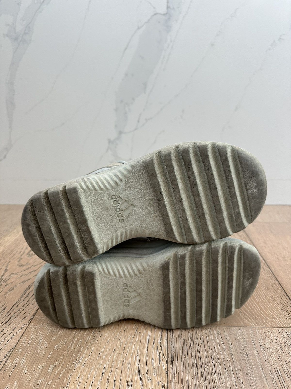 Yeezy Yeezy Desert Boot Salt Size US 9.5 / EU 42-43 - 6 Thumbnail
