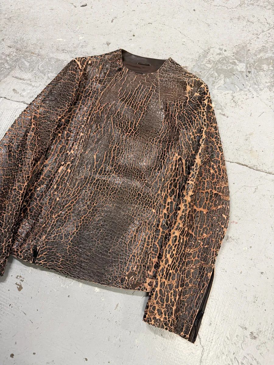 Emporio Armani FW2018 Emporio Armani Vulcano Red & Black Eroded Leather Jacket Size US M / EU 48-50 / 2 - 6 Thumbnail