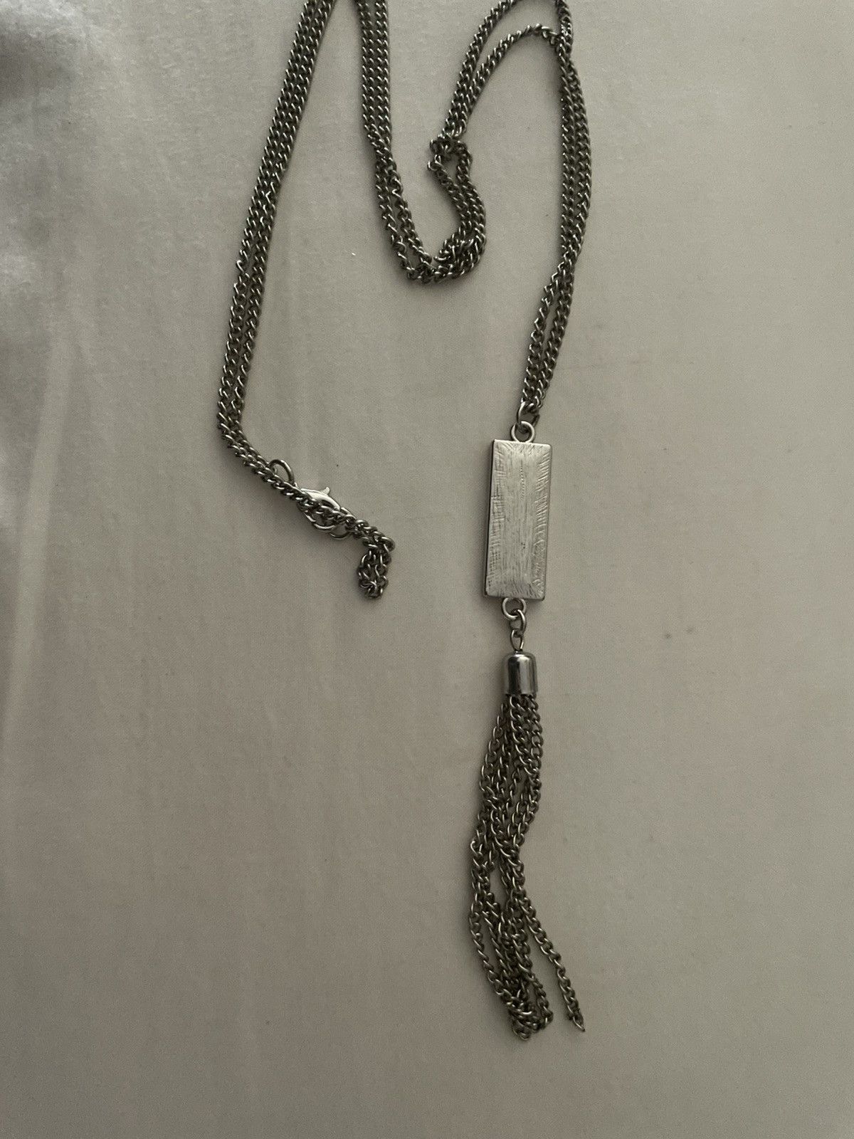 Vintage Necklace Long Black Enameled Bar w/Multi Chain/Whip/Tassel Size ONE SIZE - 5 Thumbnail