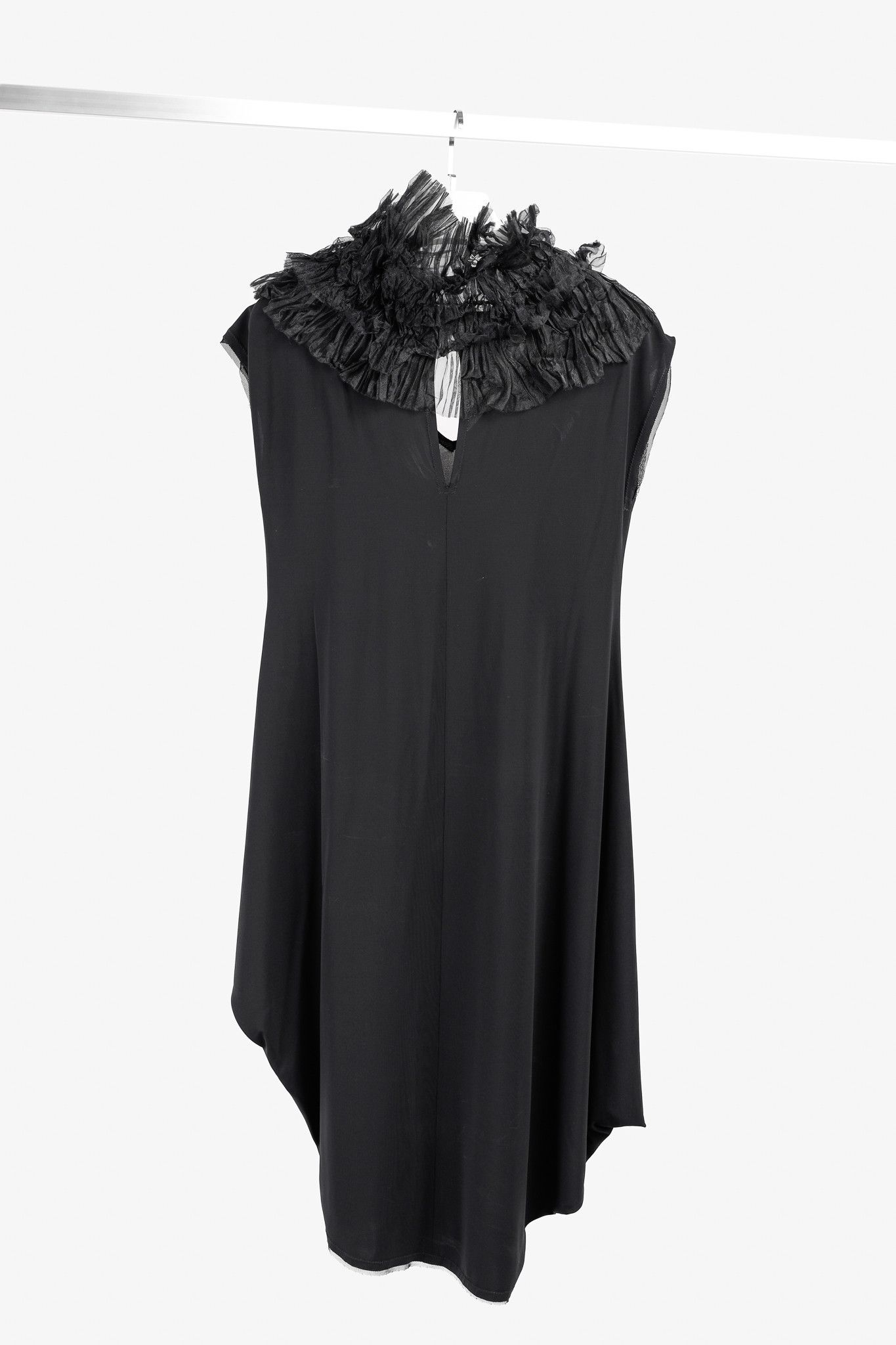 Marie Saint Pierre Marie Saint Pierre Ruffle Neck Asymmetrical Tulle Trim Dress Size M / US 6-8 / IT 42-44 - 2 Thumbnail