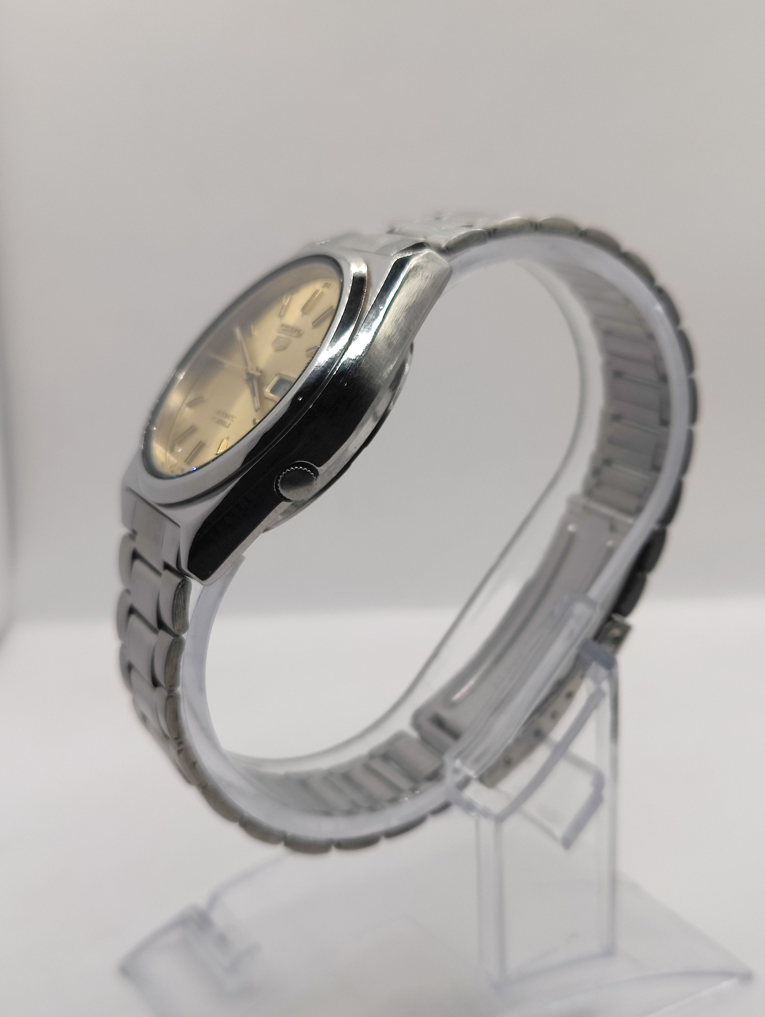 Seiko Seiko 5 Automatic Wrist Watch 17Jewels Day/Date Japan Size 36 - 4 Thumbnail