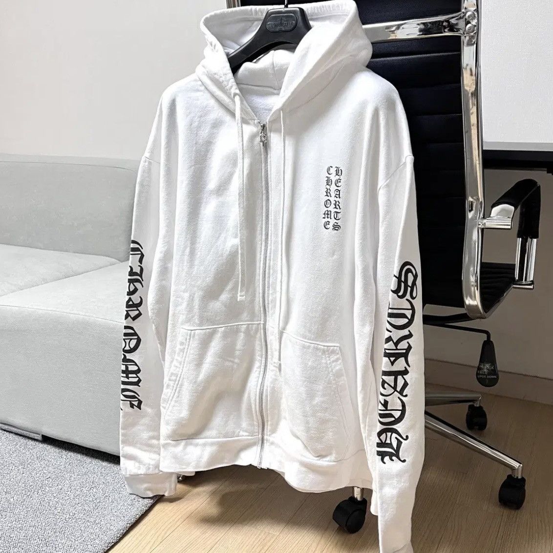 Chrome Hearts Vertical Logo Dagger Zipup Hoodie Size US XL / EU 56 / 4 - 2 Thumbnail