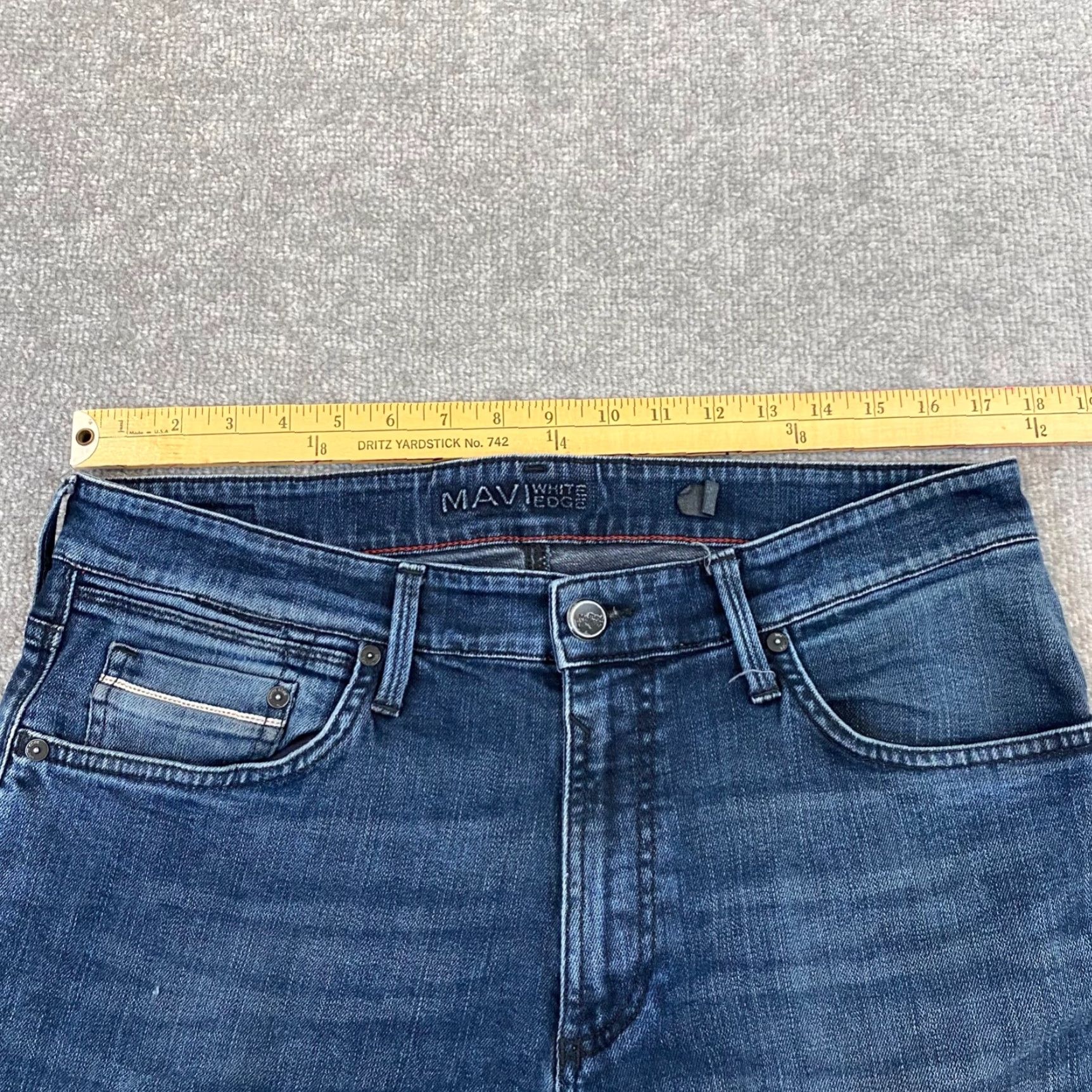 Vintage Mavi Zach Jeans Mens 34x29 Straight Leg Fit Medium Blue Wash Denim Size US 34 / EU 50 - 4 Thumbnail