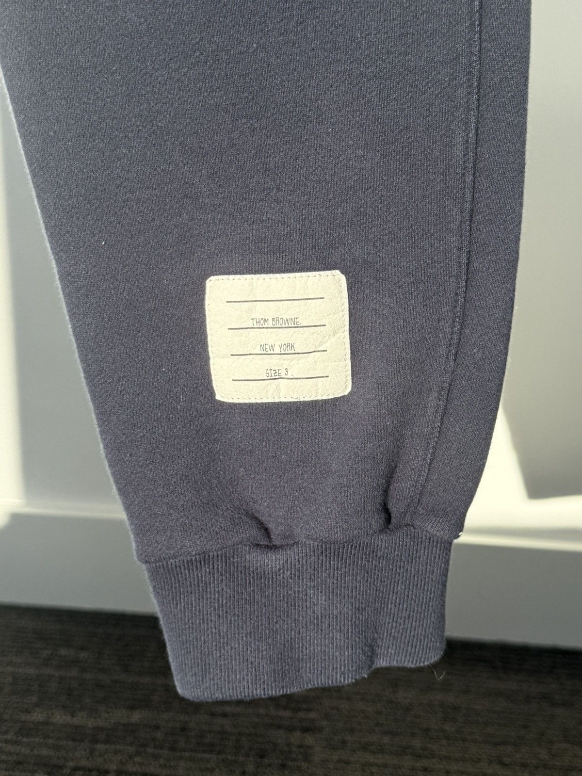 Thom Browne Thom Browne 4 bar sweatpants Size US 34 / EU 50 - 4 Thumbnail