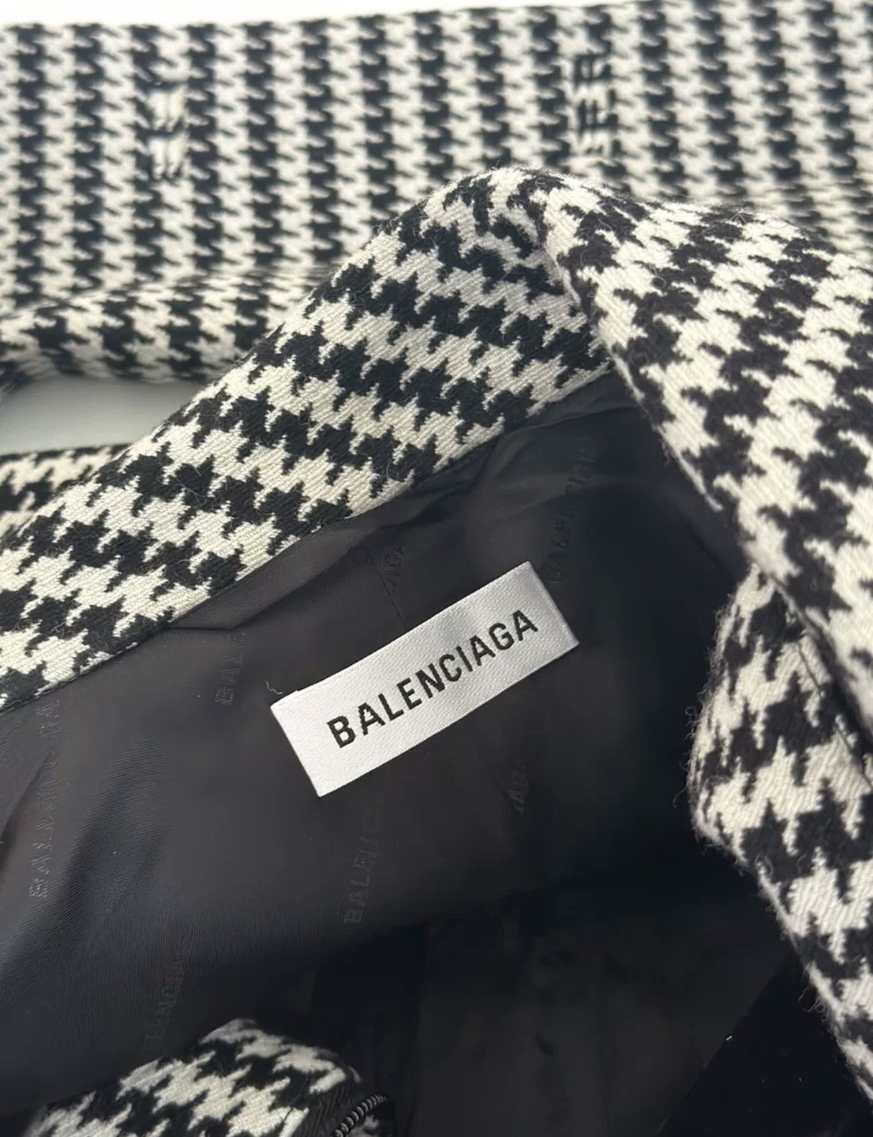 Balenciaga Balenciaga fashion show style houndstooth wool coat2412- Size XXS / US 00 / IT 34 - 9 Thumbnail
