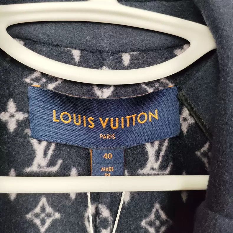 Louis Vuitton Louis Vuitton Wool printed coat Size S / US 4 / IT 40 - 4 Thumbnail