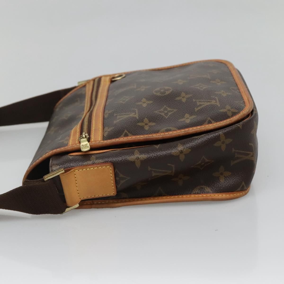 Louis Vuitton LOUIS VUITTON Monogram Messenger Bosphore PM Shoulder Bag Size ONE SIZE - 3 Thumbnail