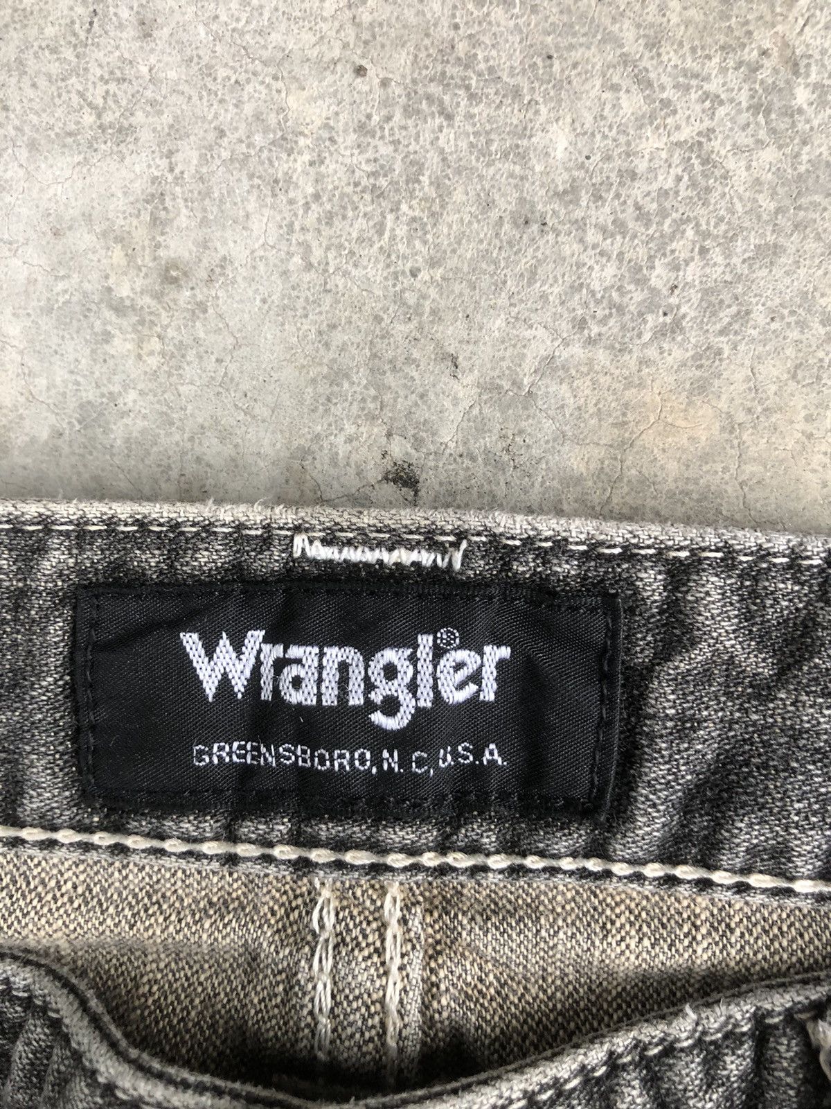 If Six Was Nine Japanese Wrangler Flared Jeans Distressed Size US 33 - 16 Thumbnail