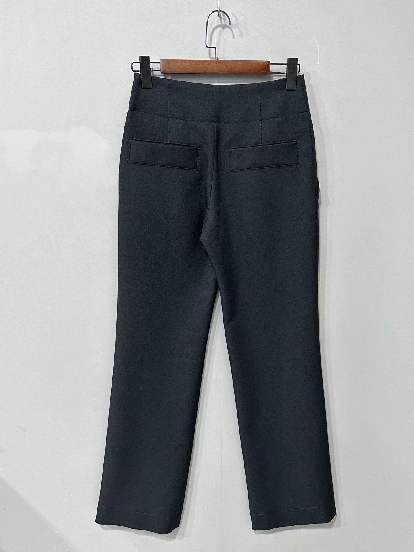 Louis Vuitton LV SS23 Metal Buckle Anchor Casual Pants 34 Size 25" / US 0 / IT 36 - 1 Thumbnail
