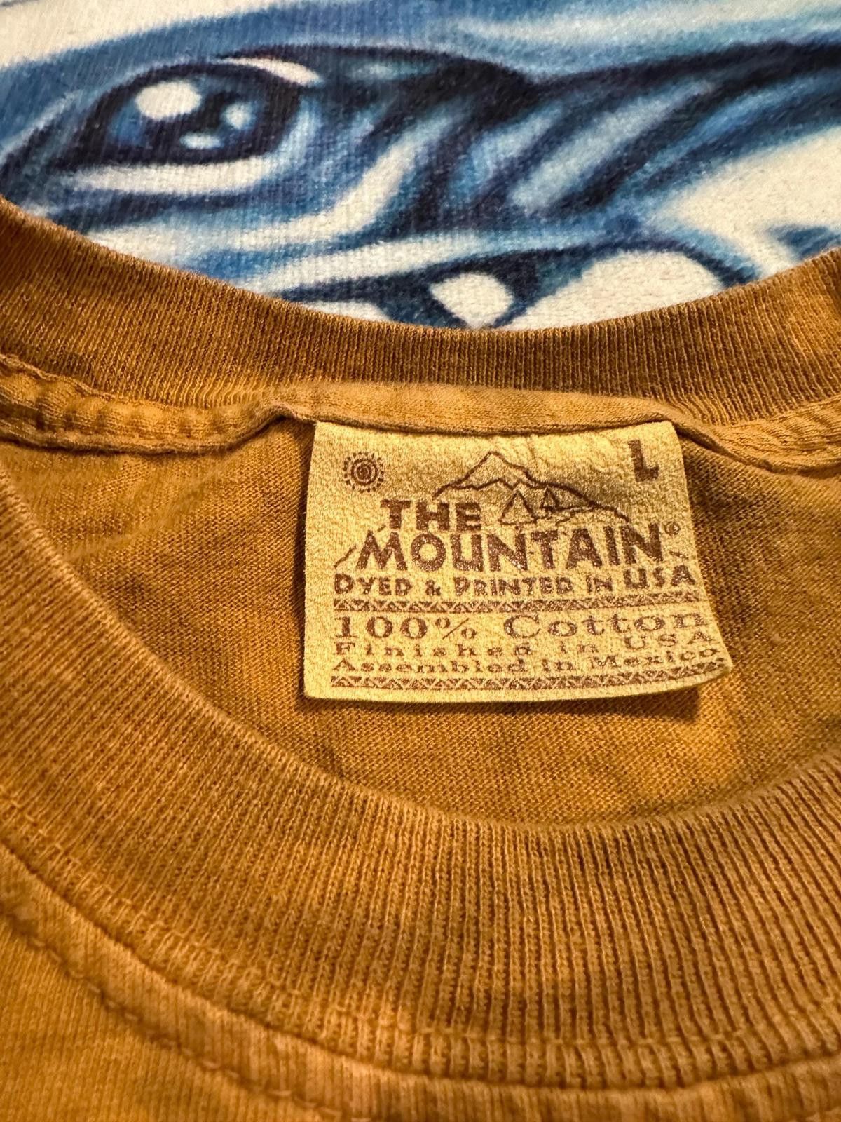 The Mountain The Mountain Bear and Dreamcatcher Graphic T-Shirt Size ONE SIZE - 5 Thumbnail