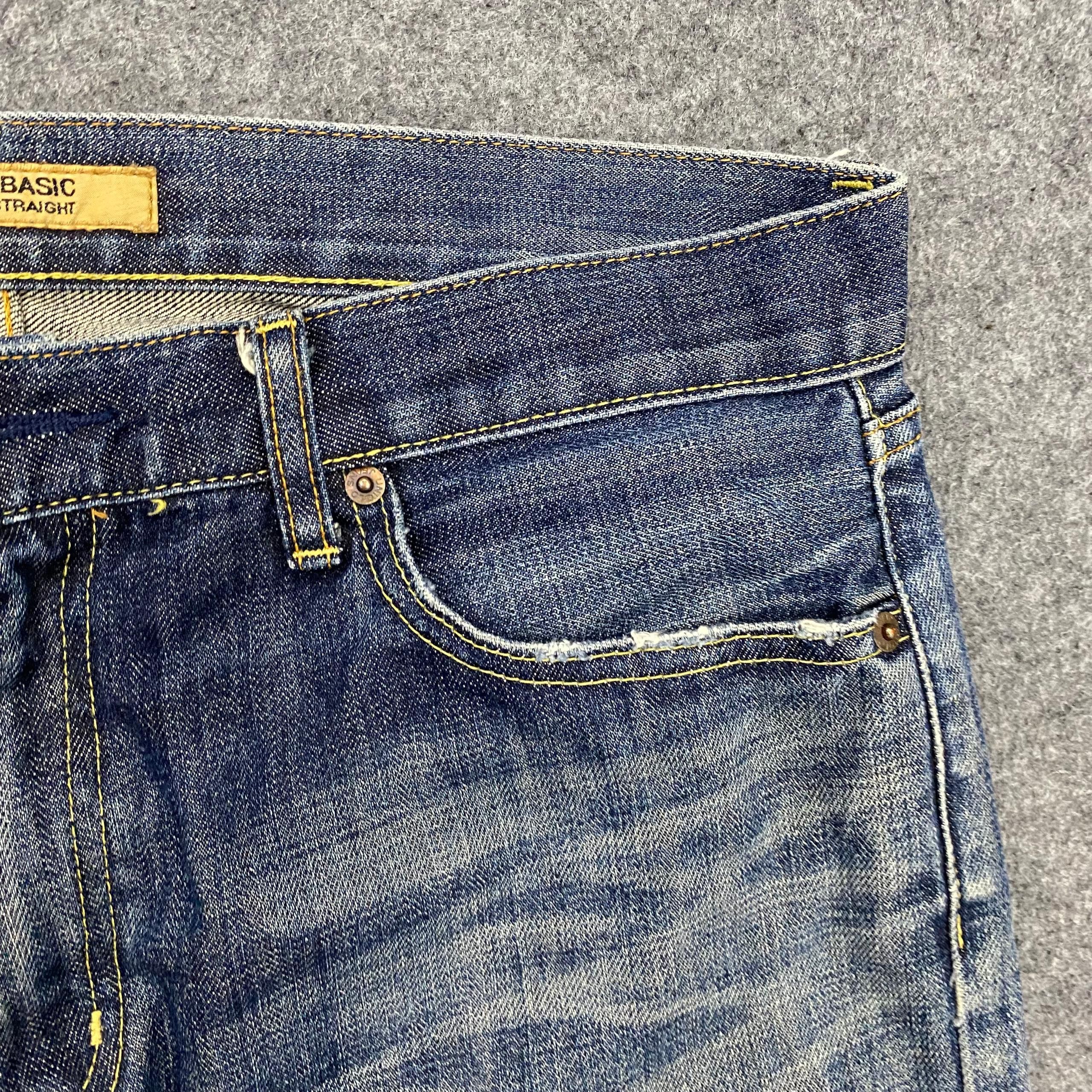 Japanese Brand 💥Best Offer💥Vintage Uniqlo Original Basic Denim Size US 34 / EU 50 - 10 Thumbnail