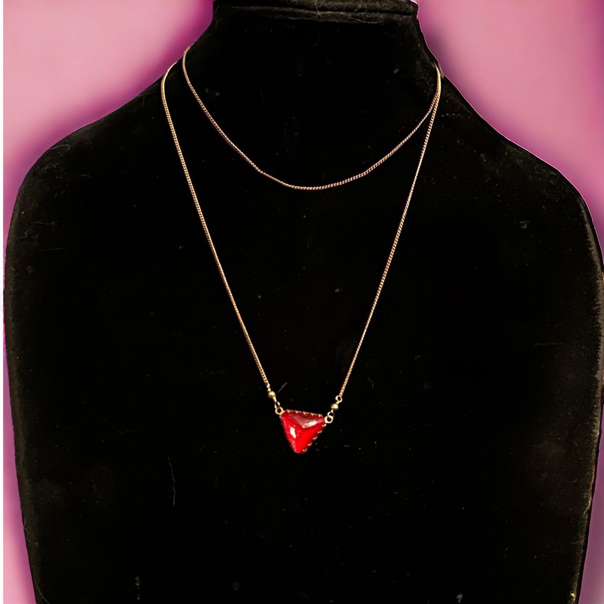 Vintage Vintage long bronze tone red triangle glass necklace Size ONE SIZE - 1 Thumbnail