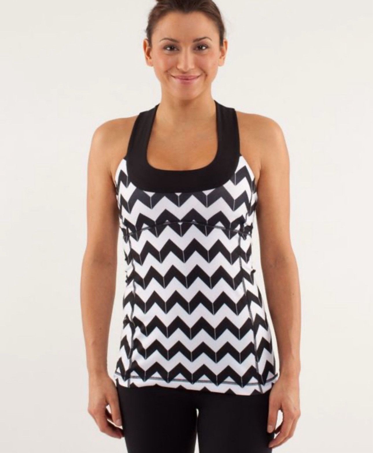 Lululemon Lululemon Scoop Neck Tank Size 8 Size M / US 6-8 / IT 42-44 - 1 Thumbnail