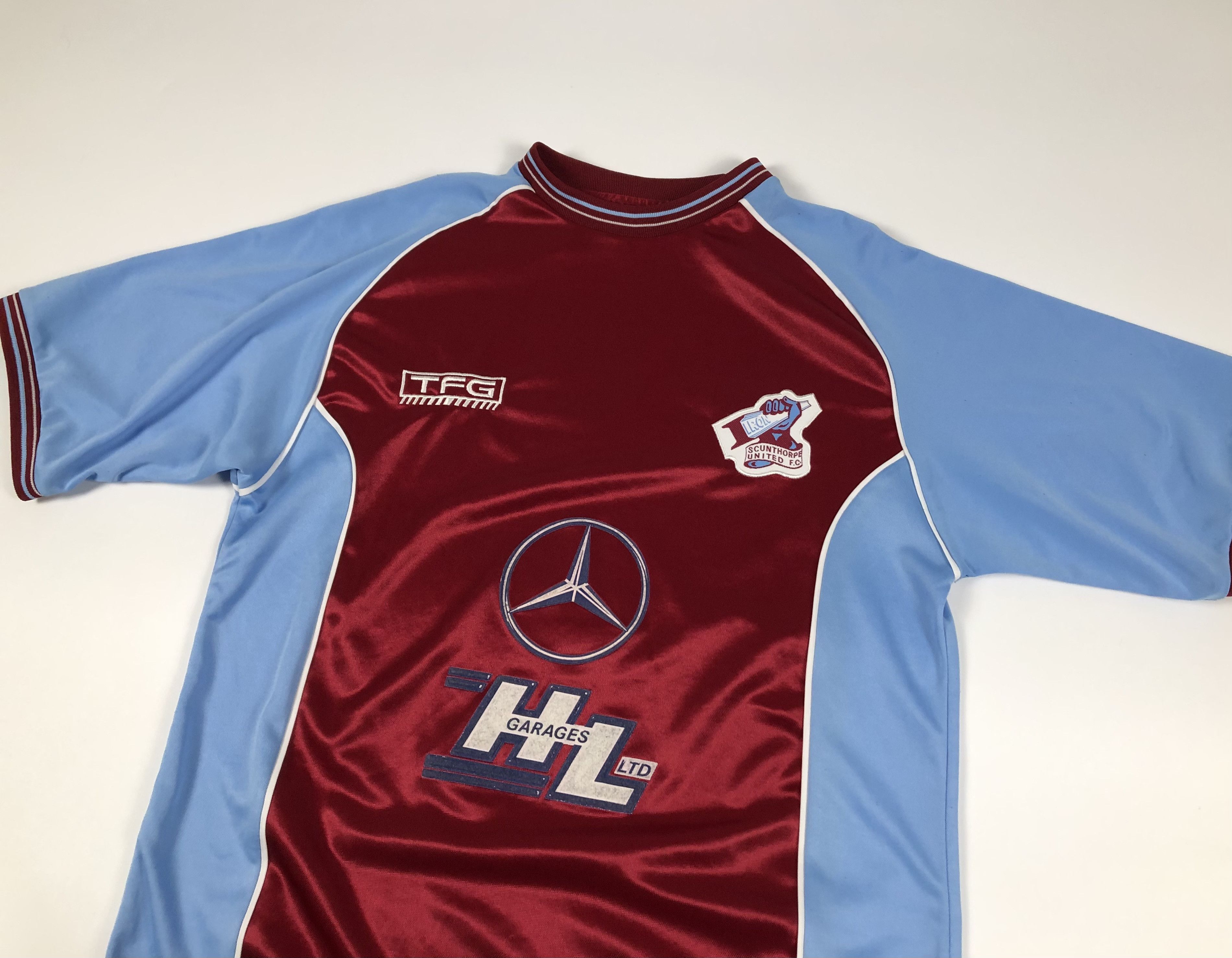 Vintage TFG Scunthorpe United 2003-2004 Home Soccer Jersey Size US S / EU 44-46 / 1 - 2 Thumbnail