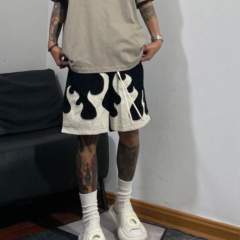 Japanese Brand × Other Designer Sport Vintage Flame Summer Shorts Unisex Size US 32 / EU 48 - 2 Thumbnail