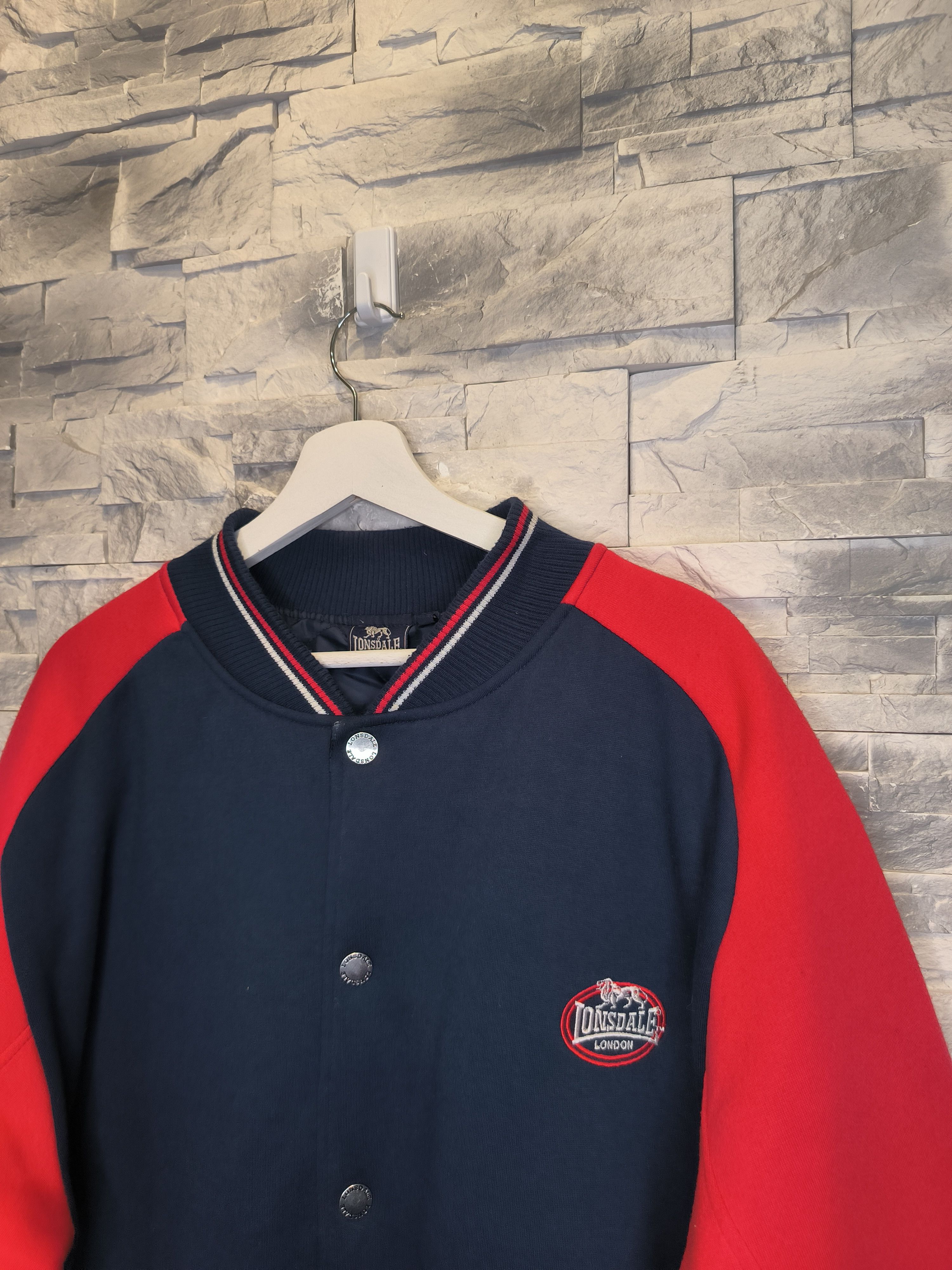 Lonsdale Vintage Lonsdale Varsity Bomber Jacket Logo Size US XL / EU 56 / 4 - 4 Thumbnail