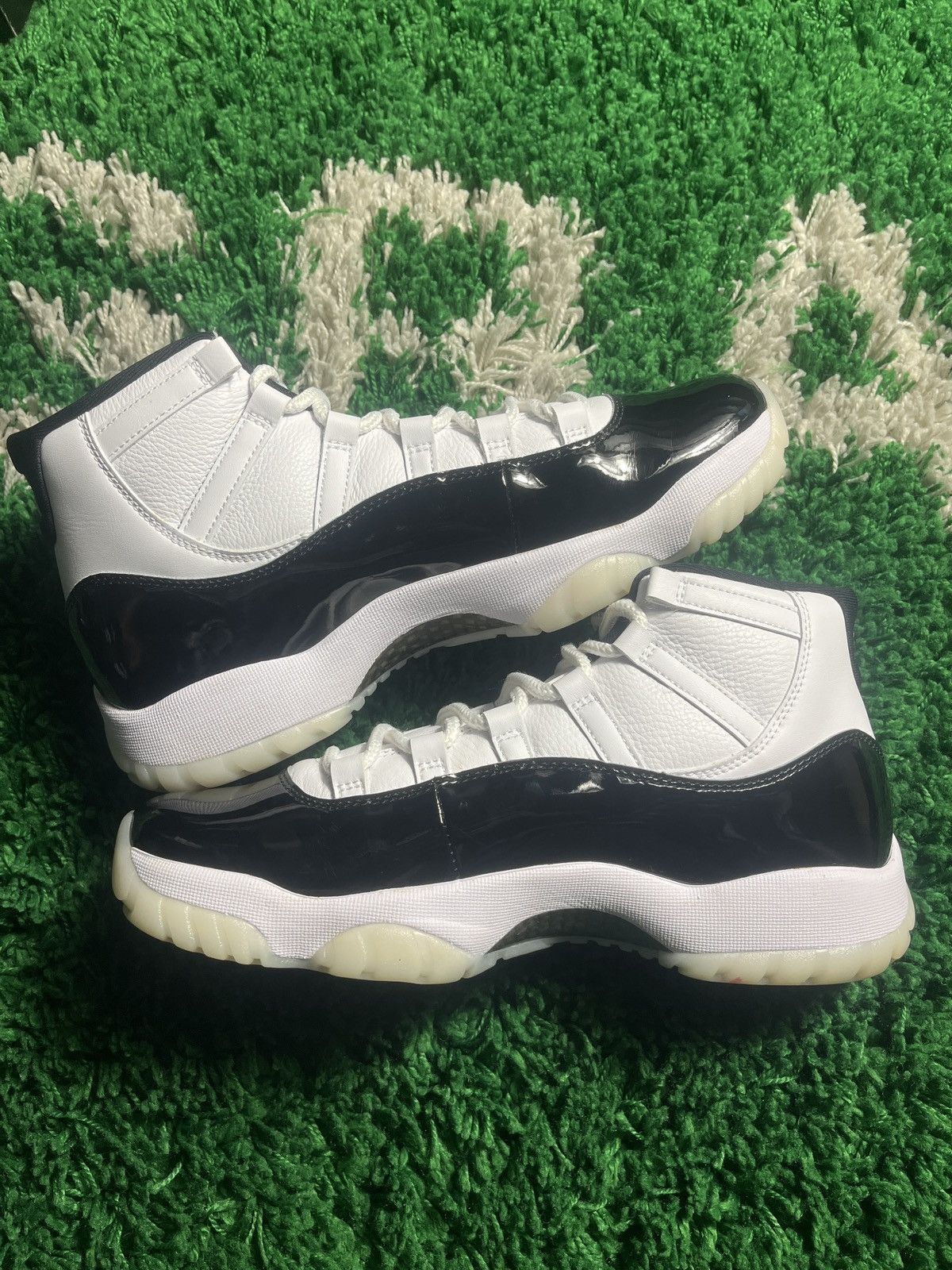 Jordan Brand AirJordan 11 Retro Gratitude Size US 9.5 / EU 42-43 - 3 Thumbnail