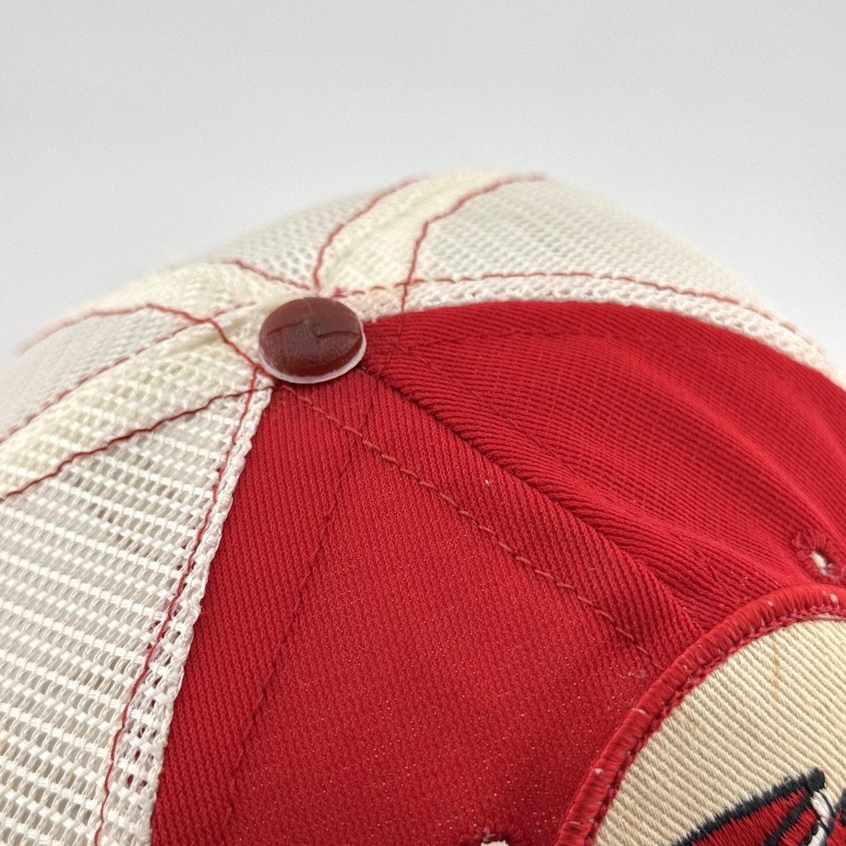 Vintage Vintage 1970s Snoopy Peanuts “The Red Baron” Trucker Cap WW Size ONE SIZE - 6 Thumbnail