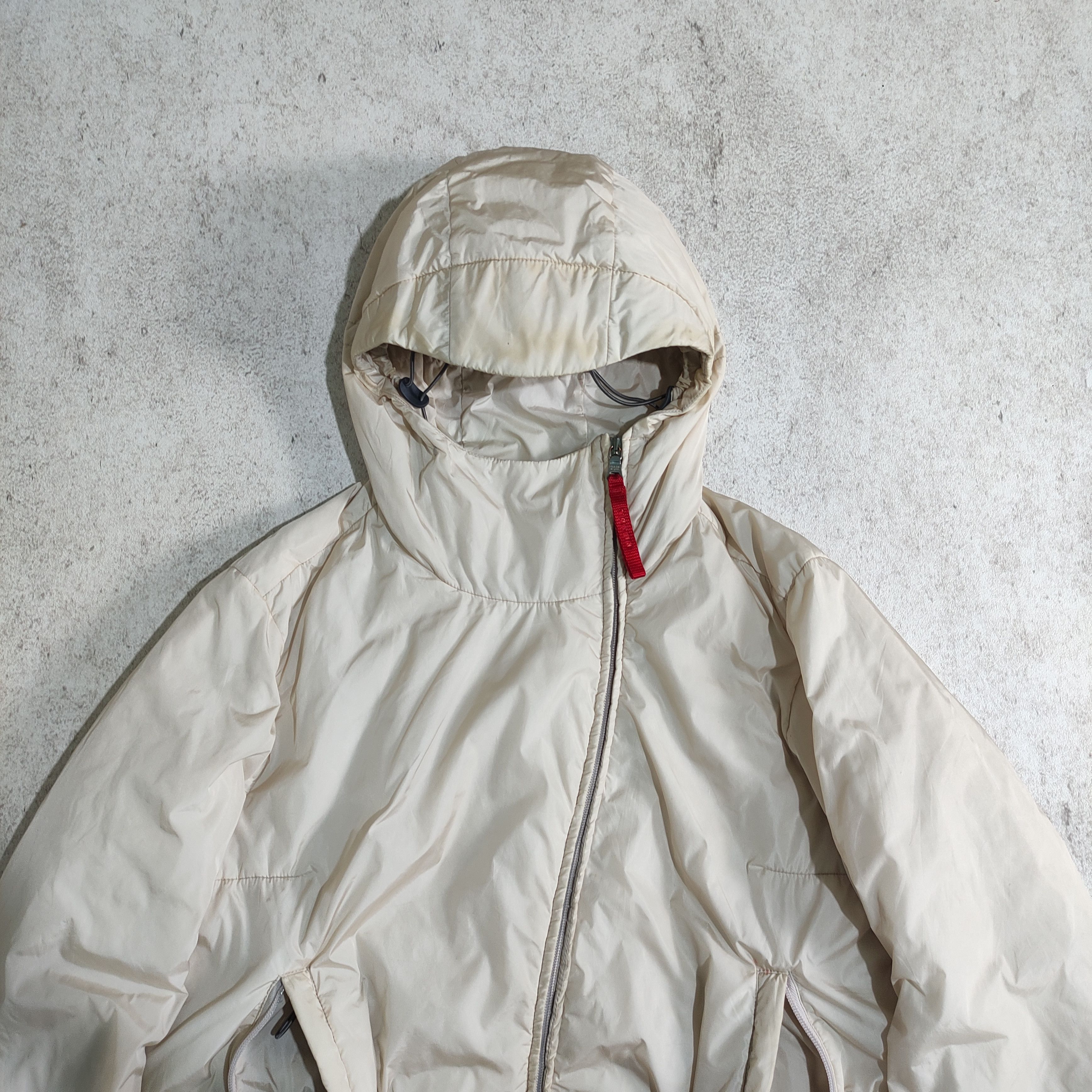 Prada SOLD OUT!! Prada sport asymmetric Jacket Gorpcore Size US M / EU 48-50 / 2 - 3 Thumbnail