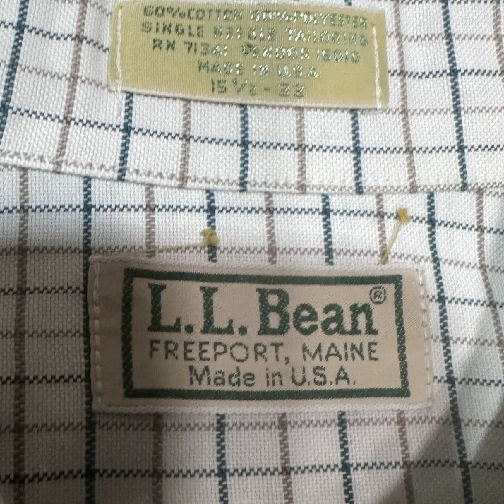 Vintage VINTAGE L.L. Bean Button-Up Shirt Mens Medium 15.5 White Blue Check Shirt Mens Medium White Blue Check Casual Workwear USA 90s Mens Size US M / EU 48-50 / 2 - 6 Thumbnail