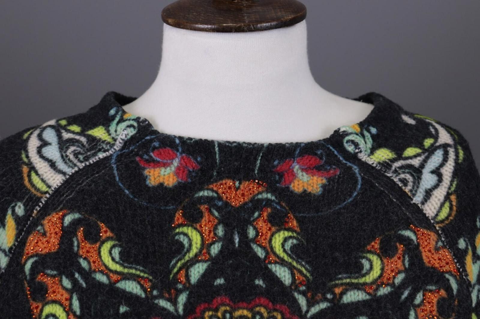 Designer Princess Goes Hollywood Gray Floral Sweater Size 36 / M Size M / US 6-8 / IT 42-44 - 5 Thumbnail