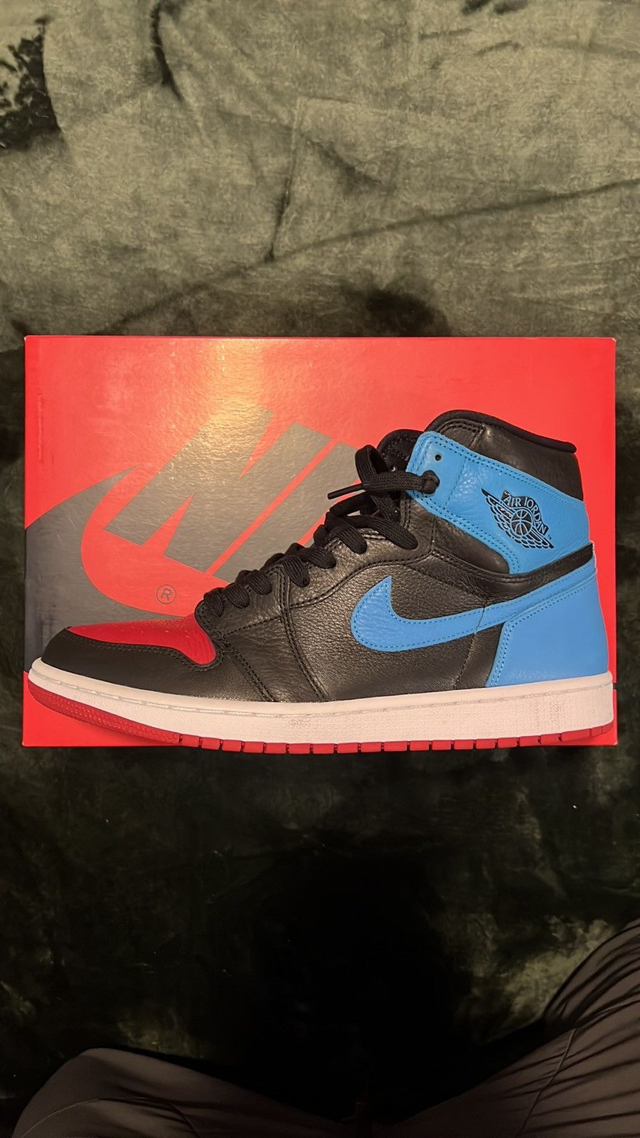 Air Jordan 1 High NC to Chi (13 women’s/11 men’s)