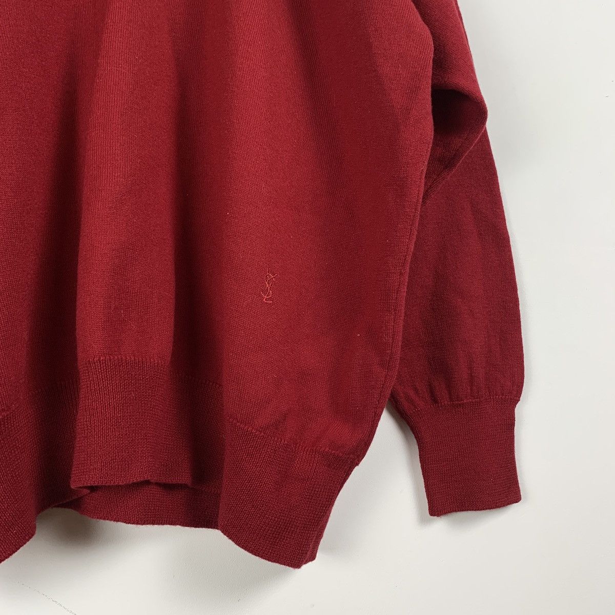 Vintage × Yves Saint Laurent Yves Saint Laurent Tricots Pour Homme Wool V-neck Sweater Size US L / EU 52-54 / 3 - 2 Thumbnail