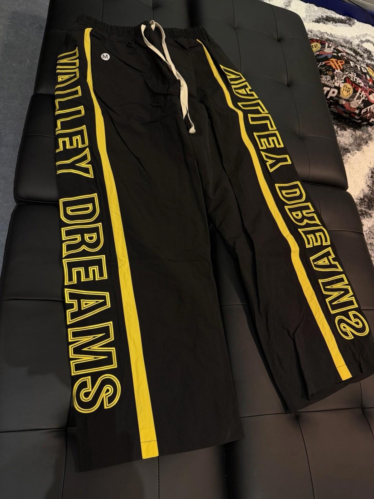 Other Valley Track Black Yellow Drawstring Sweatpants Size Medium Size US 32 / EU 48 - 2 Thumbnail