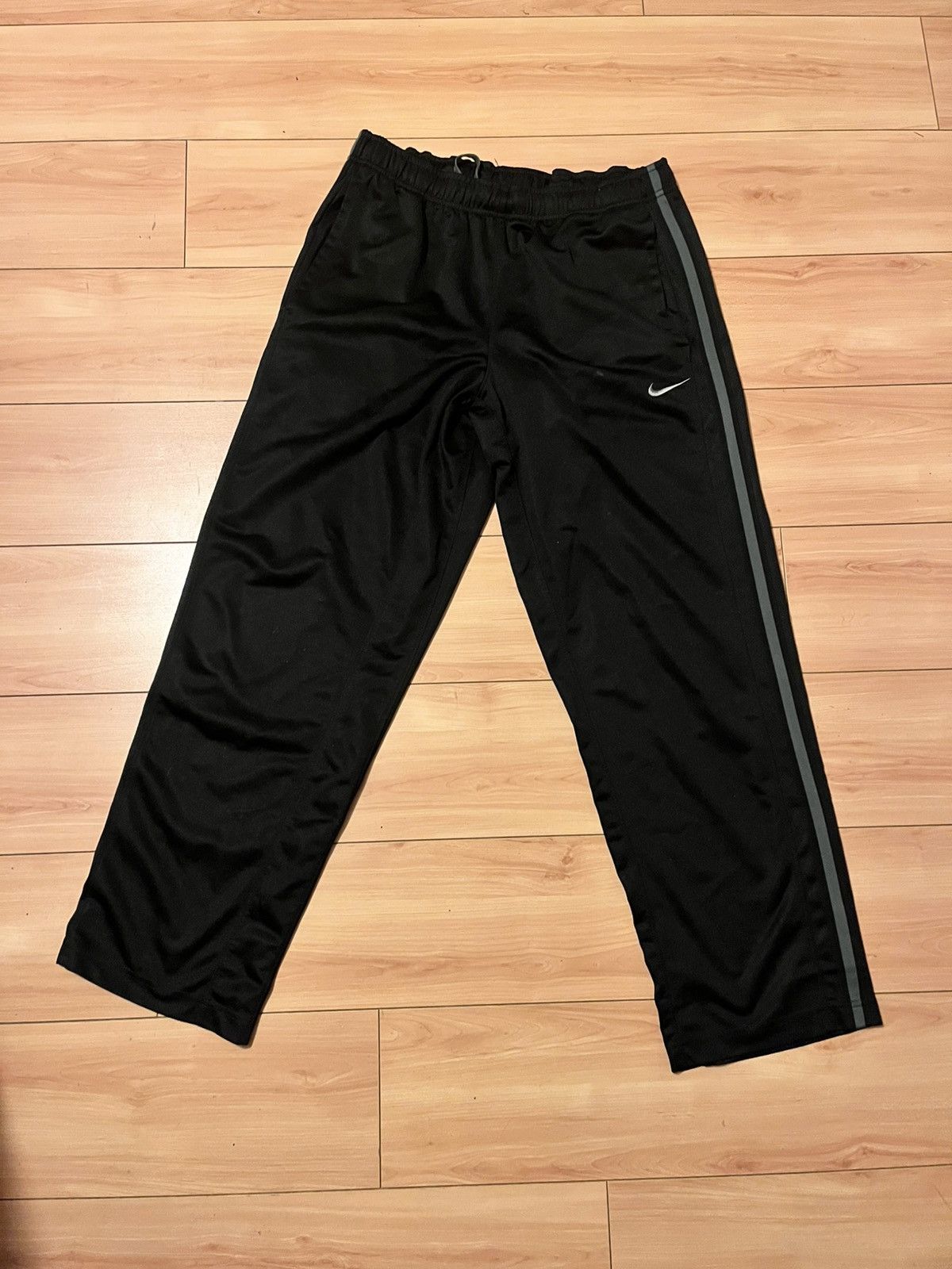 Nike vintage y2k nike black track pants with grey pipe Size US 30 / EU 46 - 1 Thumbnail