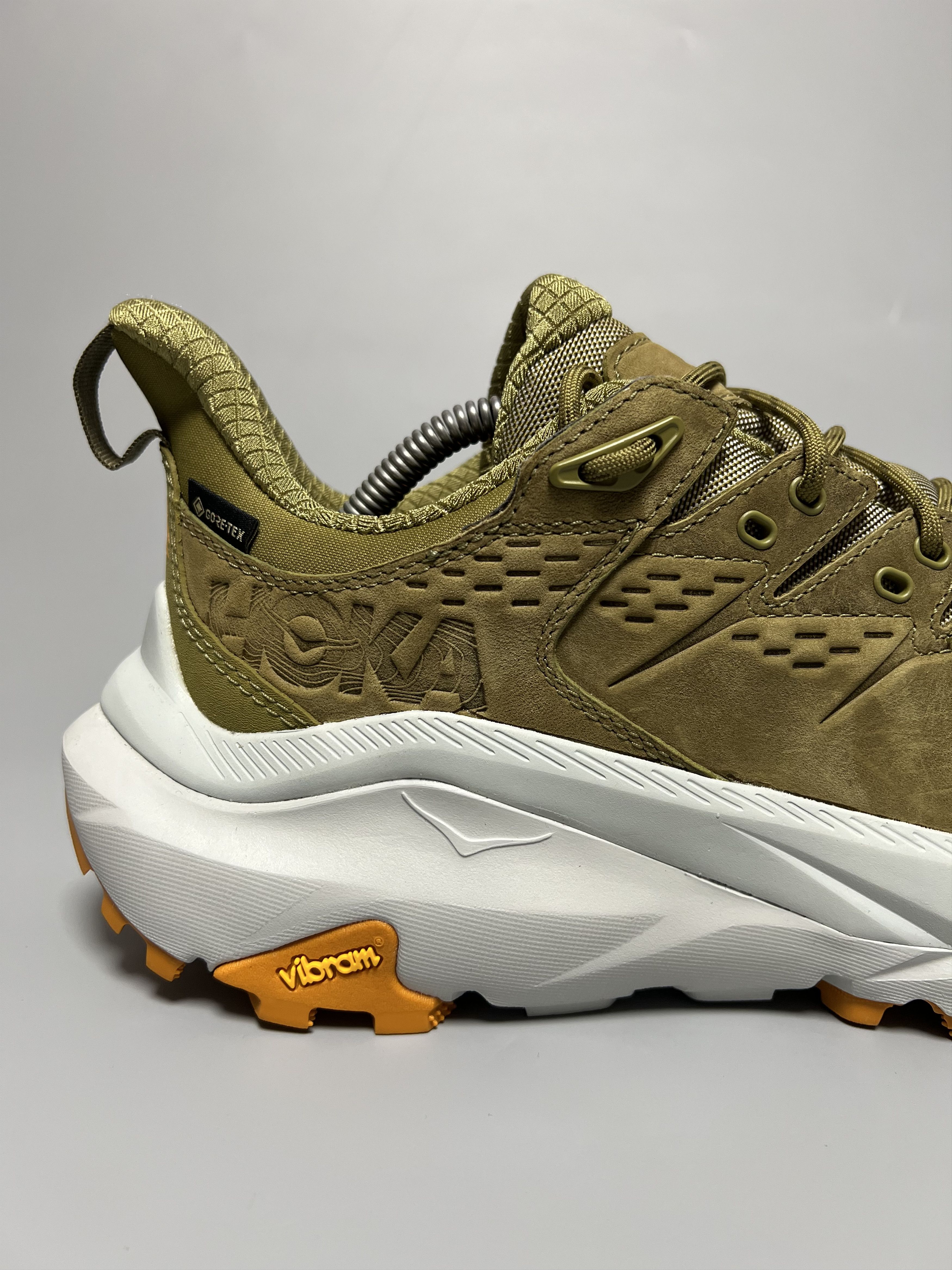 Goretex Hoka One One Kaha 2 Mid GTX Trekking Hiking Shoes Size US 9 / EU 42 - 12 Thumbnail