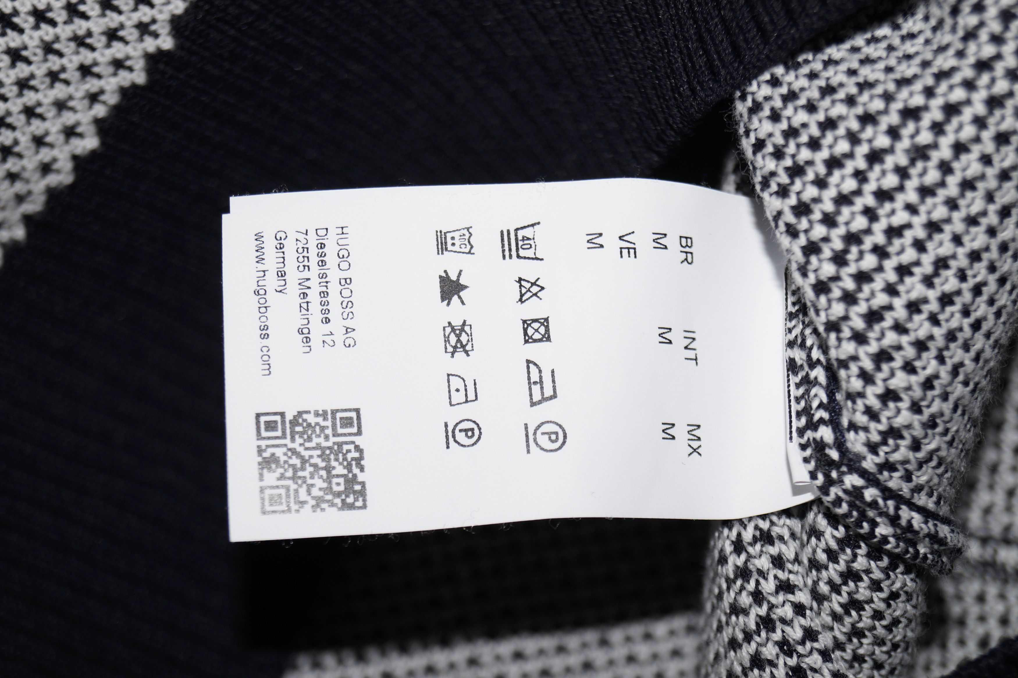 Hugo Boss Hugo Boss crewneck sweatshirt sweater S size Size US S / EU 44-46 / 1 - 5 Thumbnail