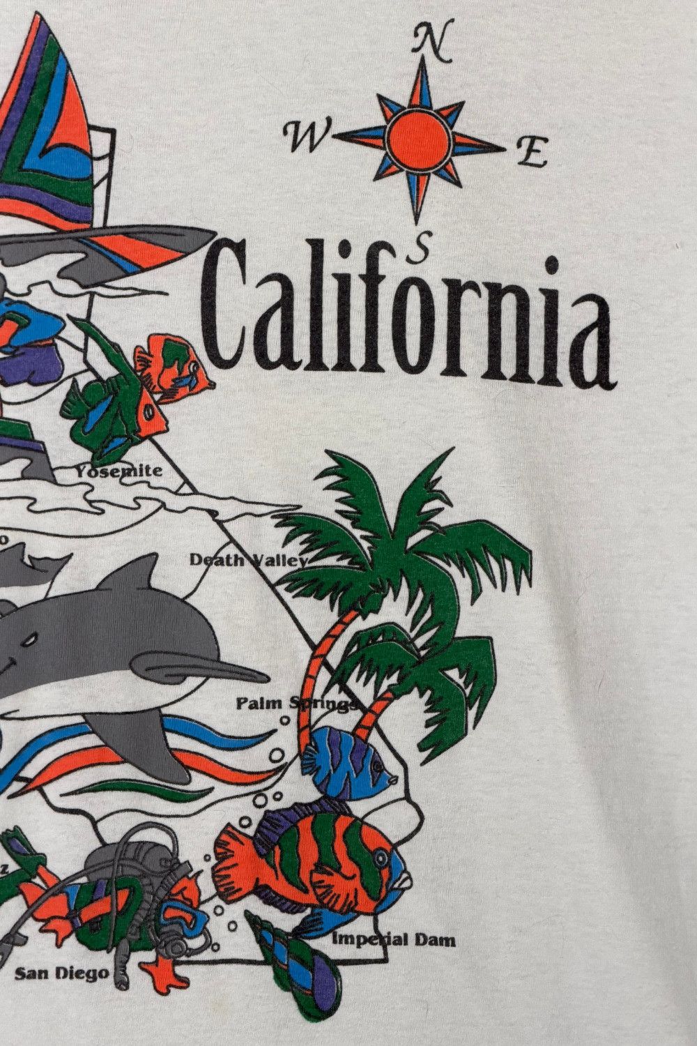 Tultex California Map Graphic Tultex Tee USA Travel Souvenir 90s Size US L / EU 52-54 / 3 - 7 Thumbnail