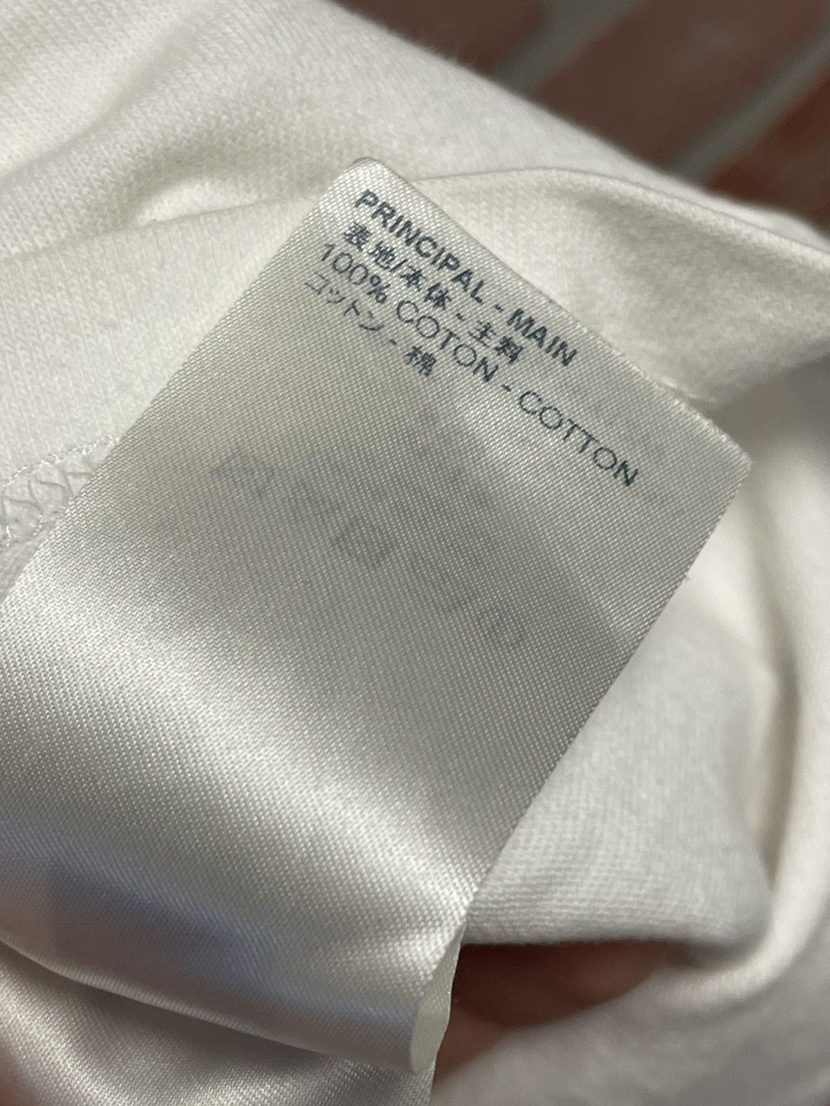 Louis Vuitton Size L - Louis Vuitton White Pendant Drip Logo Embroidered Size US L / EU 52-54 / 3 - 11 Thumbnail