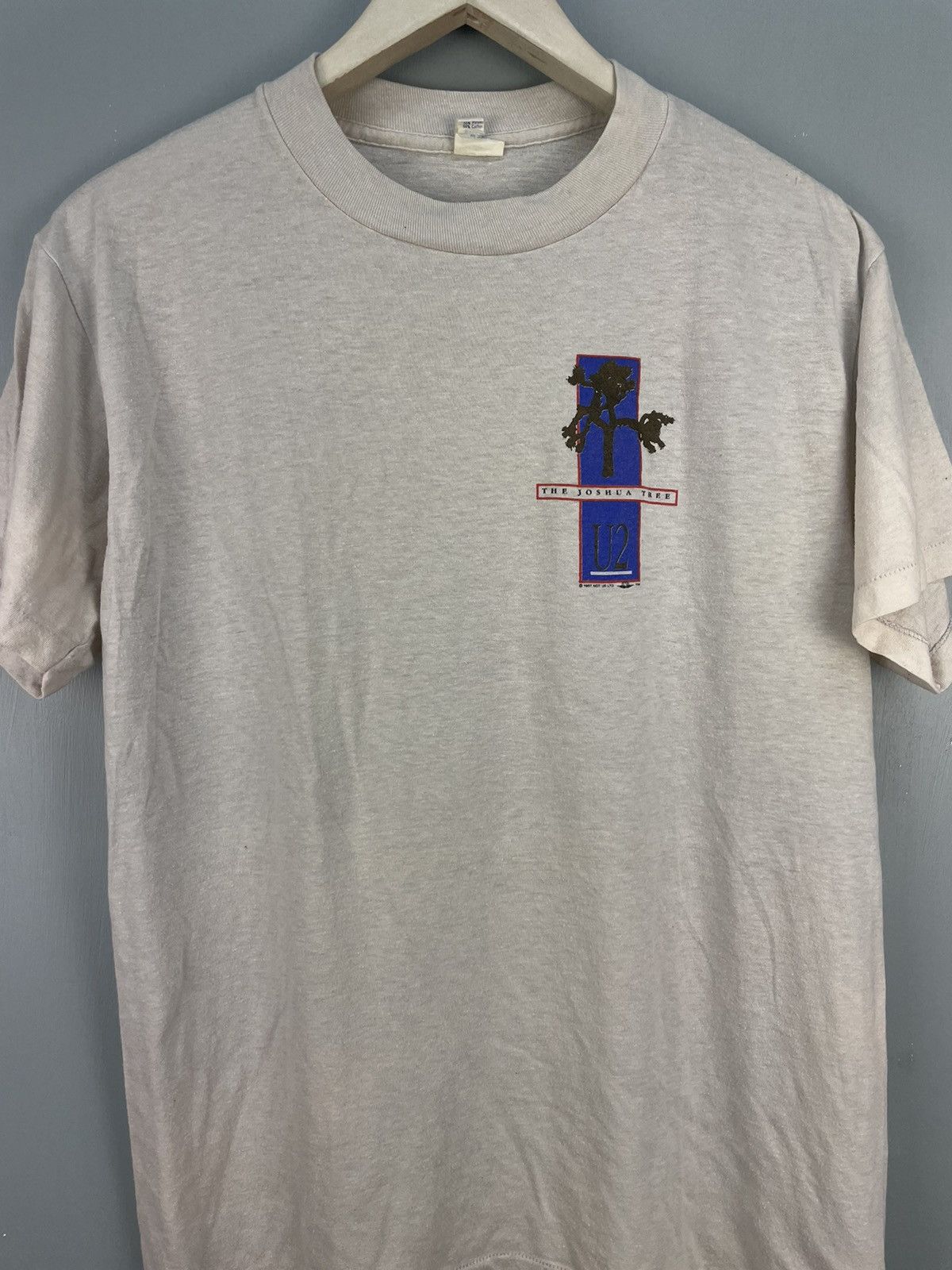 Band Tees Vintage U2 the joshua tree 1987 alternative rock band Tshirt Size US M / EU 48-50 / 2 - 3 Thumbnail