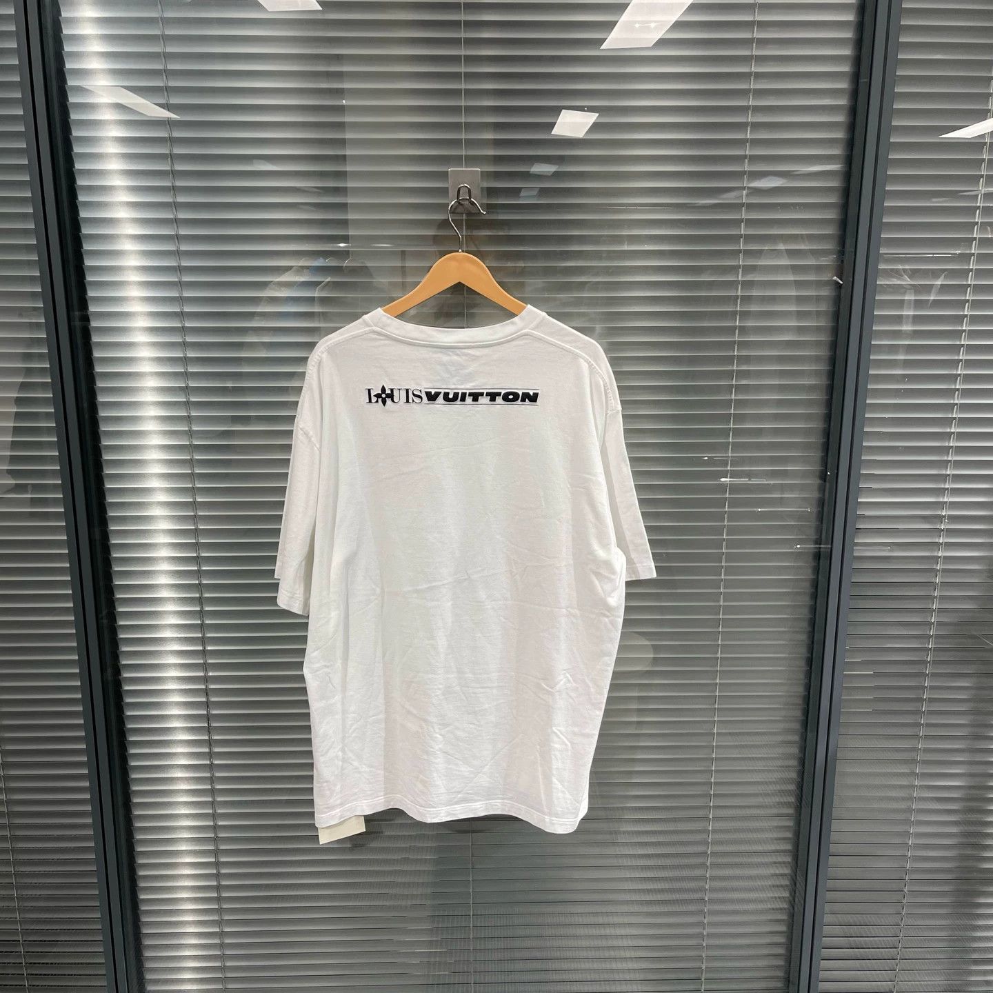 Louis Vuitton LV 24ss AC embroidered crew short-sleeve 4L 99 new Size US XXL / EU 58 / 5 - 2 Thumbnail