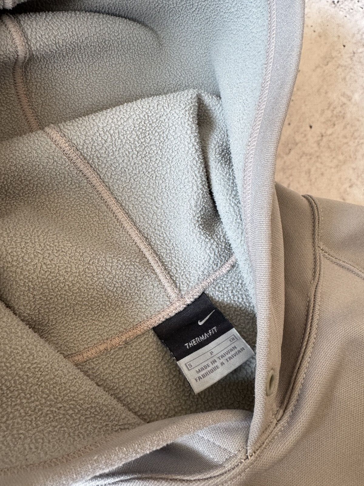 Nike × Vintage NIKE VINTAGE 00s y2k OVERSIZE BAGGY HOODIE CENTER LOGO Size US S / EU 44-46 / 1 - 7 Thumbnail