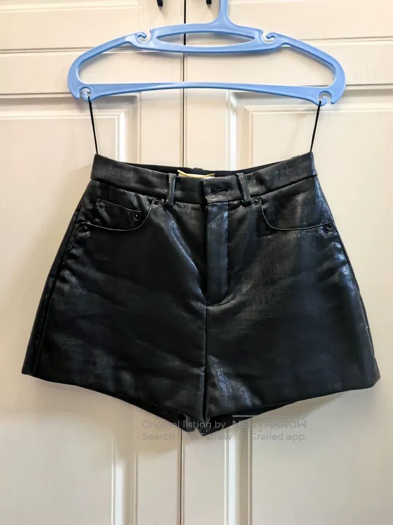 Saint Laurent Paris Saint Laurent Paris size F36 Leather Shorts Size 23" - 1 Thumbnail