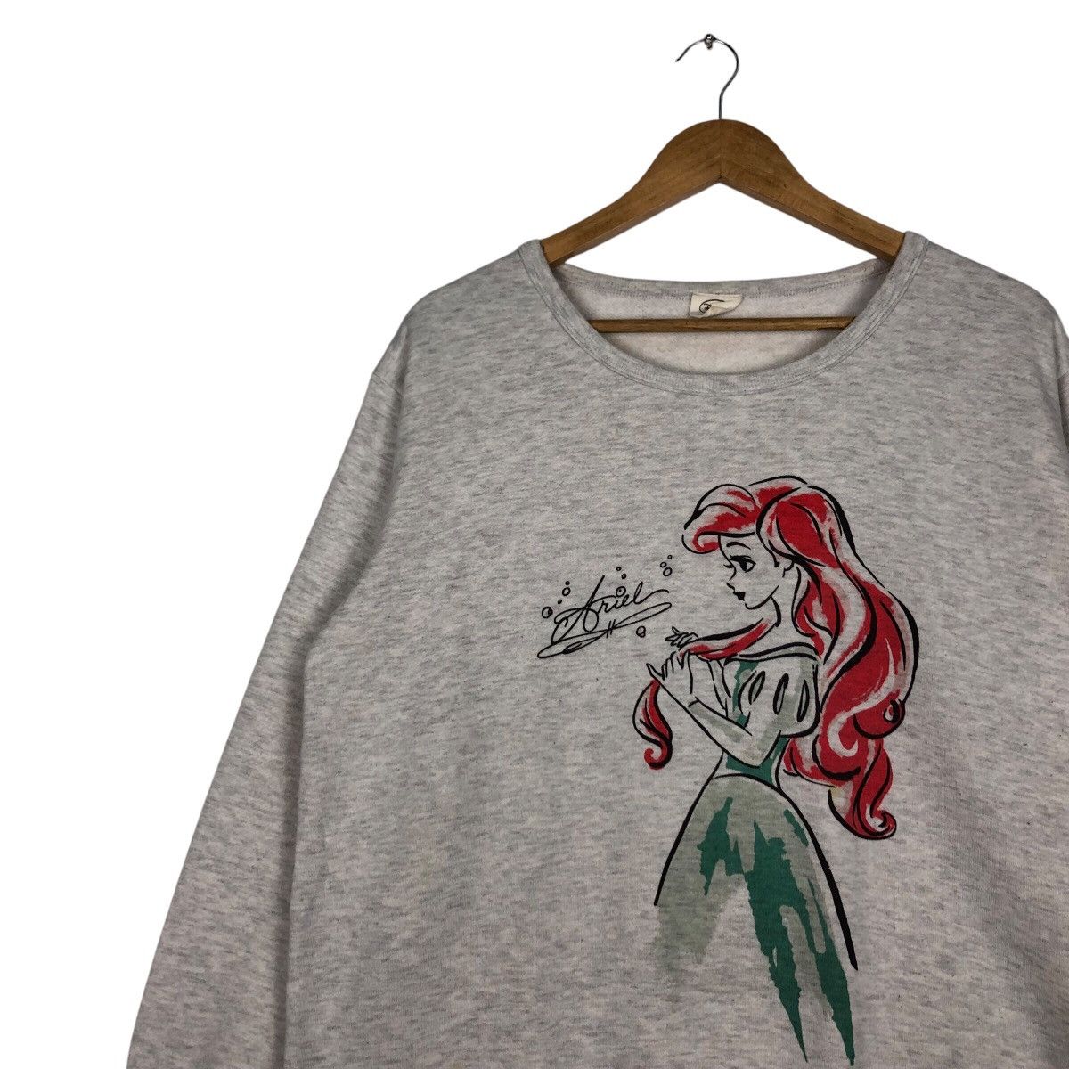 Disney × Vintage Vintage Disney Princess Ariel Character Sweatshirt Medium Size US M / EU 48-50 / 2 - 6 Thumbnail