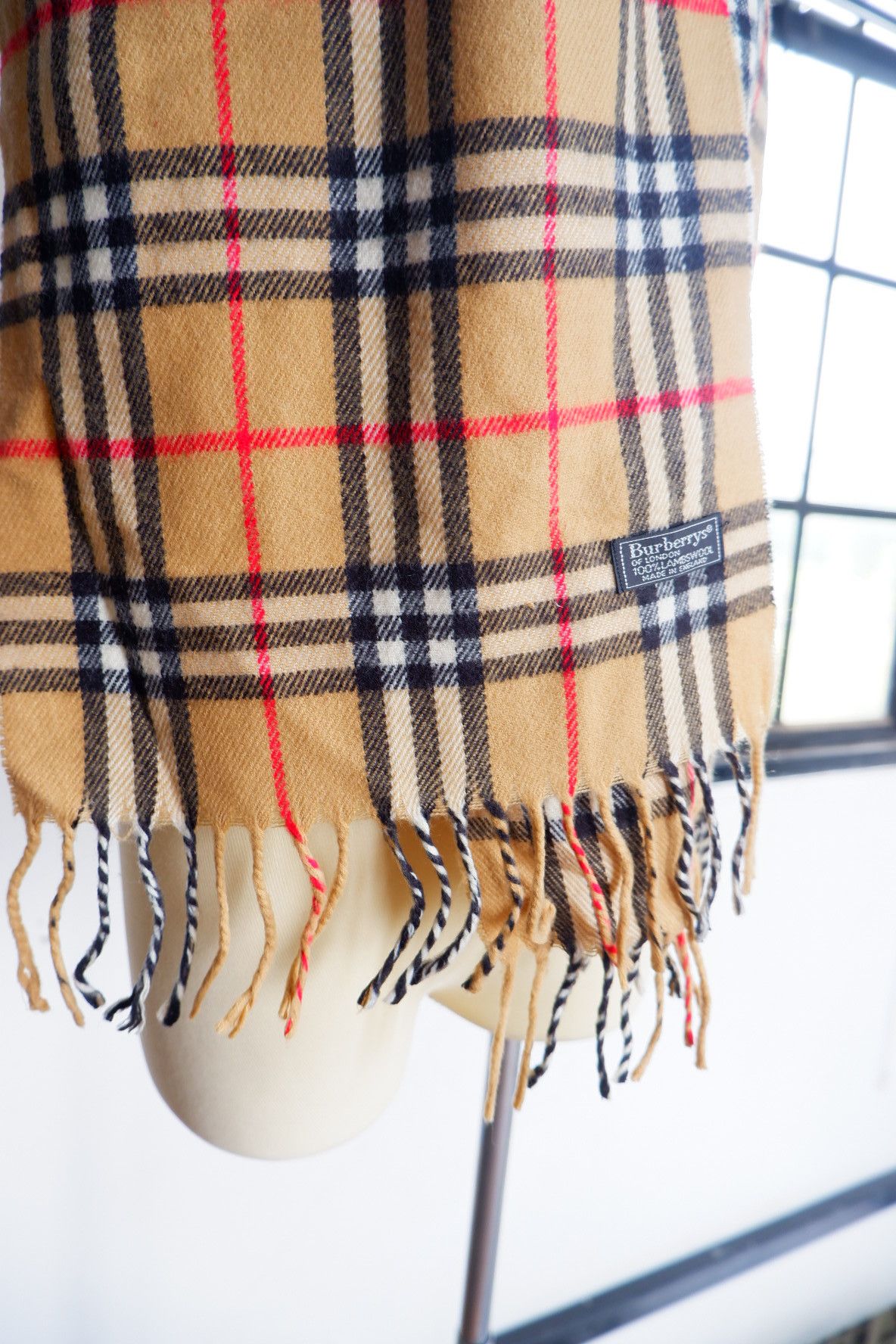 Burberry Vintage Burberry Tan Lambswool Scarfs Size ONE SIZE - 3 Thumbnail