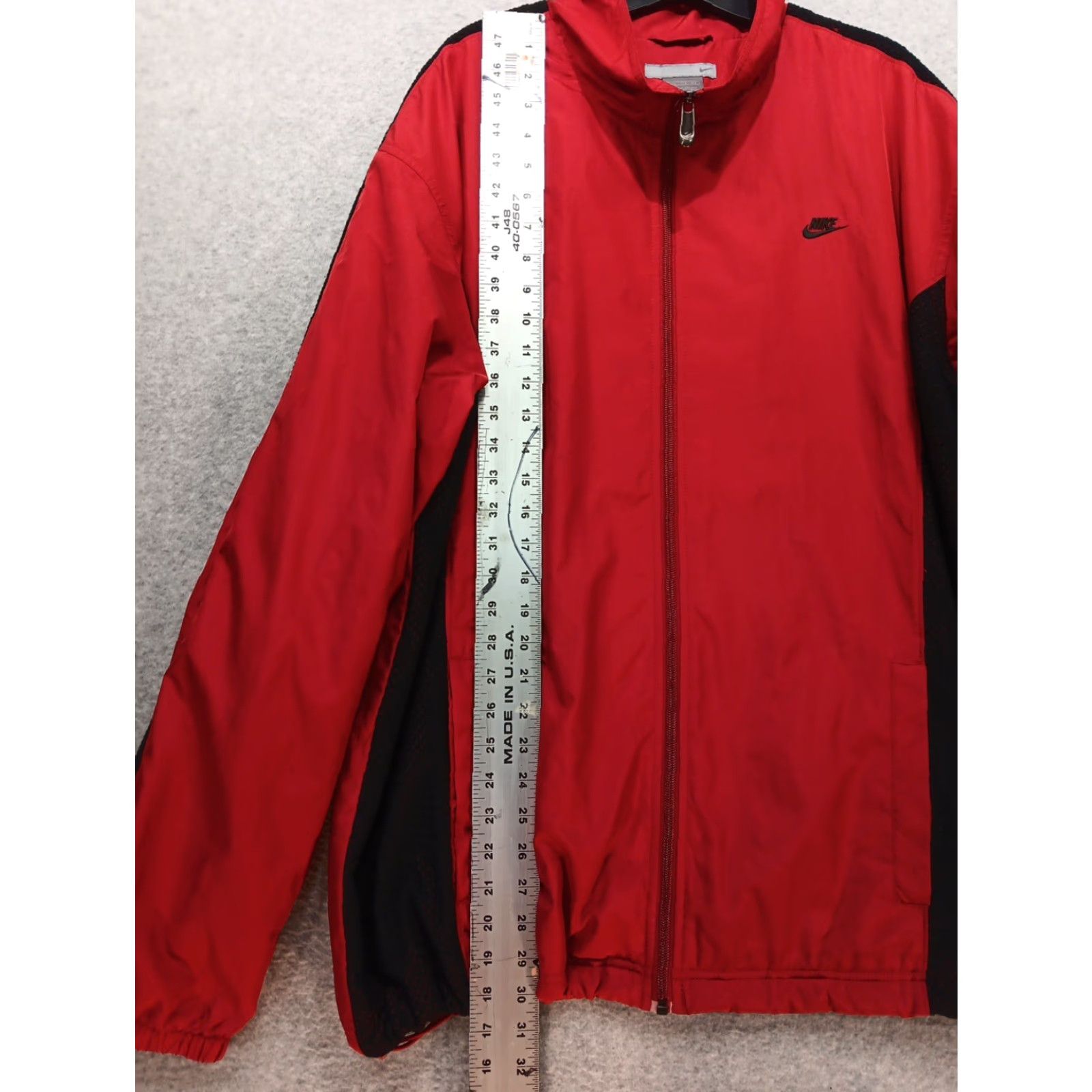 Nike VTG Nike Windbreaker Men’s Jacket 2XL Full Zip Red Black Lined Waist Drawstring Pocket Logo Casual Travel Workwear Hardwear? Size US XXL / EU 58 / 5 - 7 Thumbnail