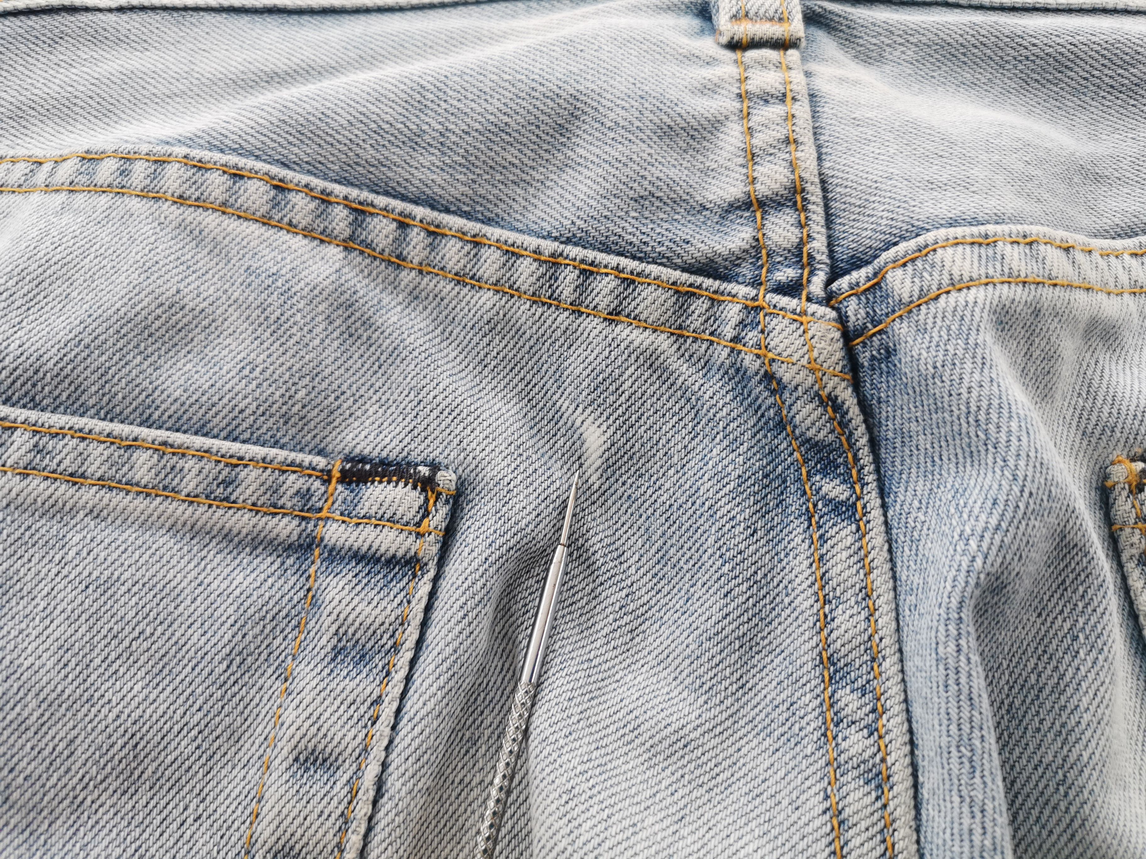 Burberry Distressed Vintage Burberry Denim Made In Japan Size 33 Size US 33 - 8 Thumbnail