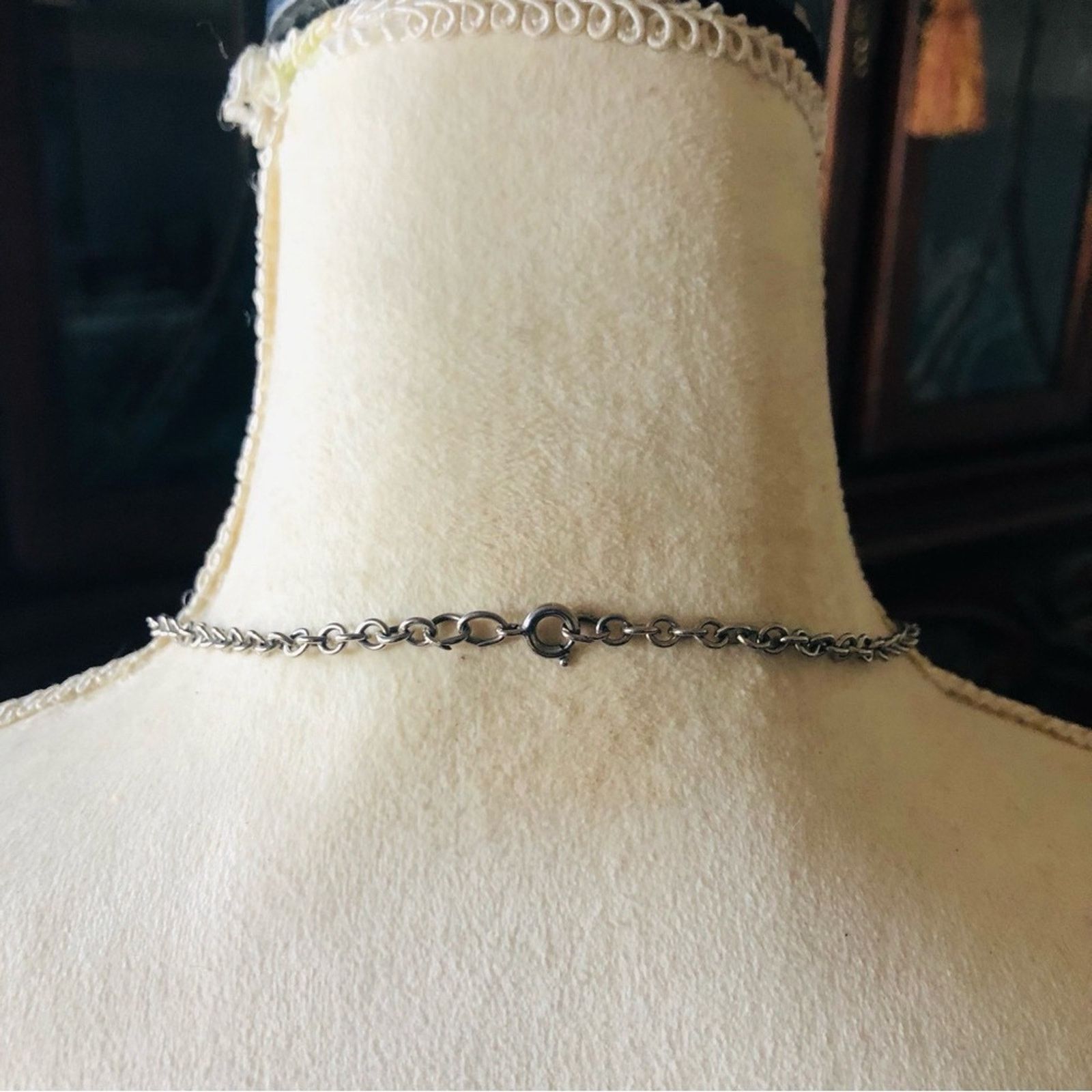 Vintage Vintage Celebrity southwest style pendant on chain necklace Size ONE SIZE - 5 Thumbnail