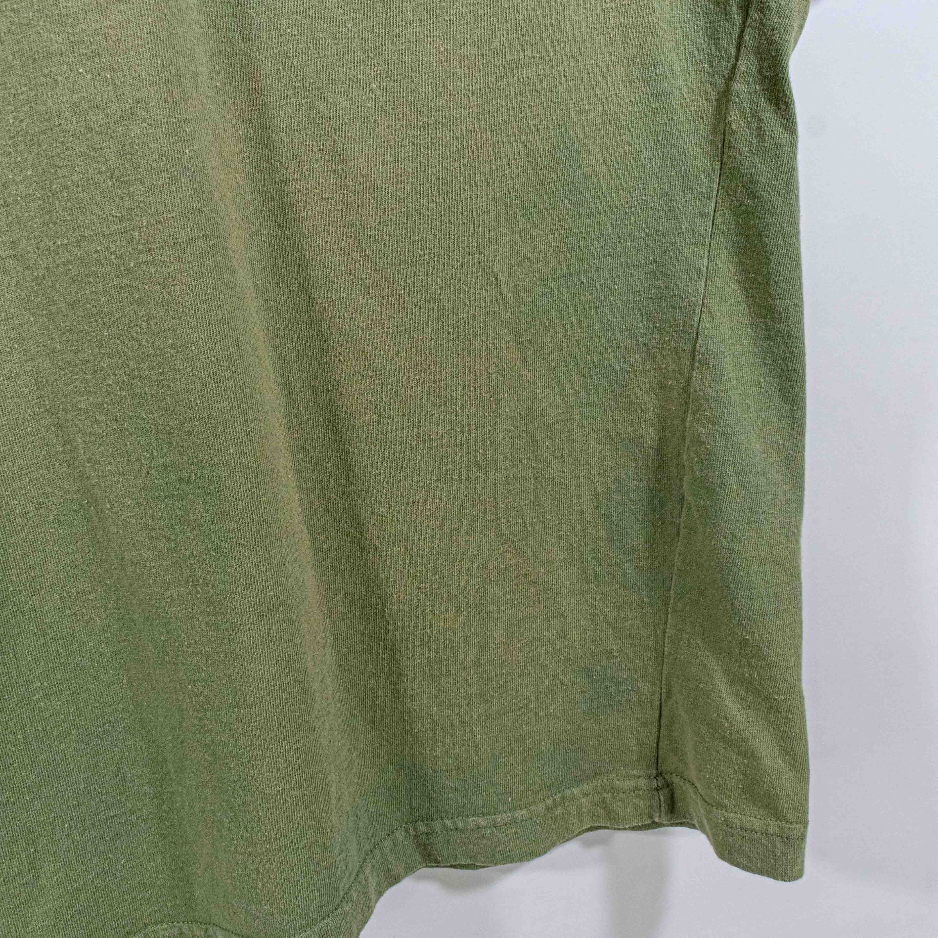 Banana Republic Banana Republic Safari Blank T-Shirt Made in USA VTG 90s Size US L / EU 52-54 / 3 - 5 Thumbnail