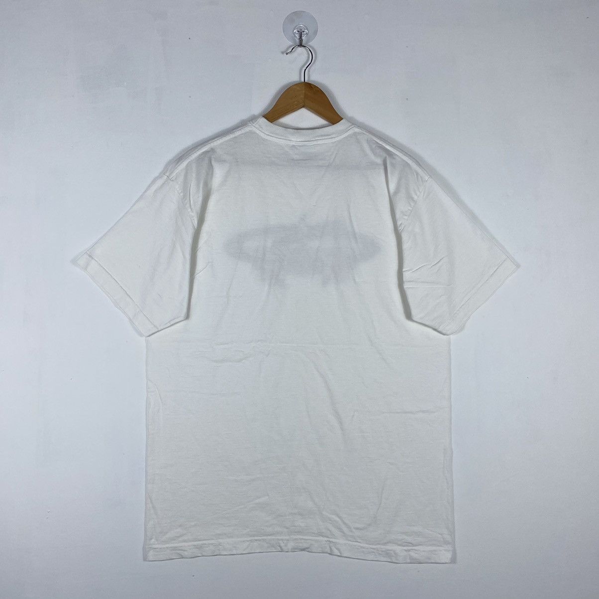 Guess Vintage 90's GUESS SURF Longboards Surfers Graphic Surf Tee Size US L / EU 52-54 / 3 - 7 Thumbnail