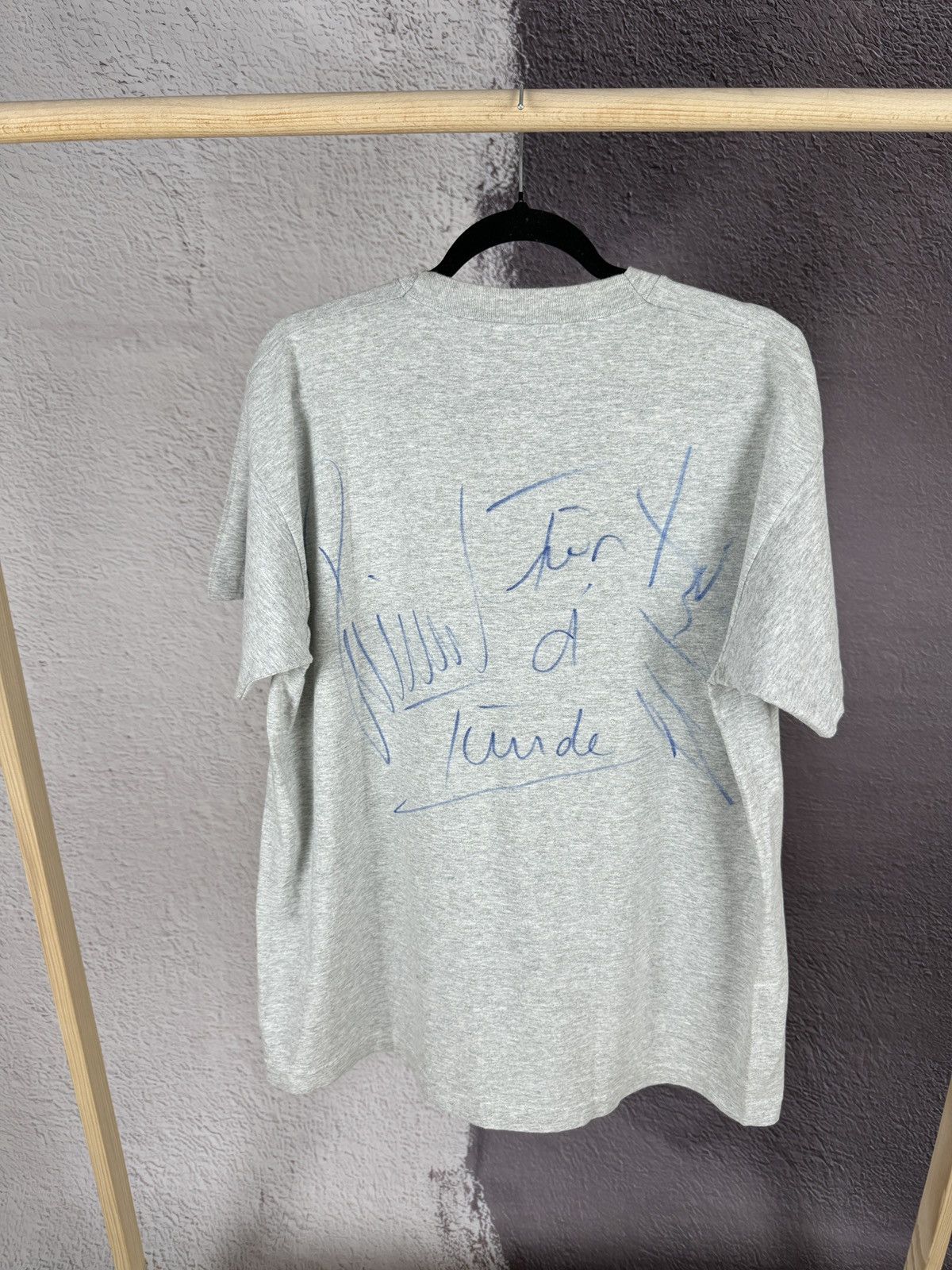 Vintage Vintage 90s Schmirinskis signed v-neck band tee shirt Size US XL / EU 56 / 4 - 10 Thumbnail